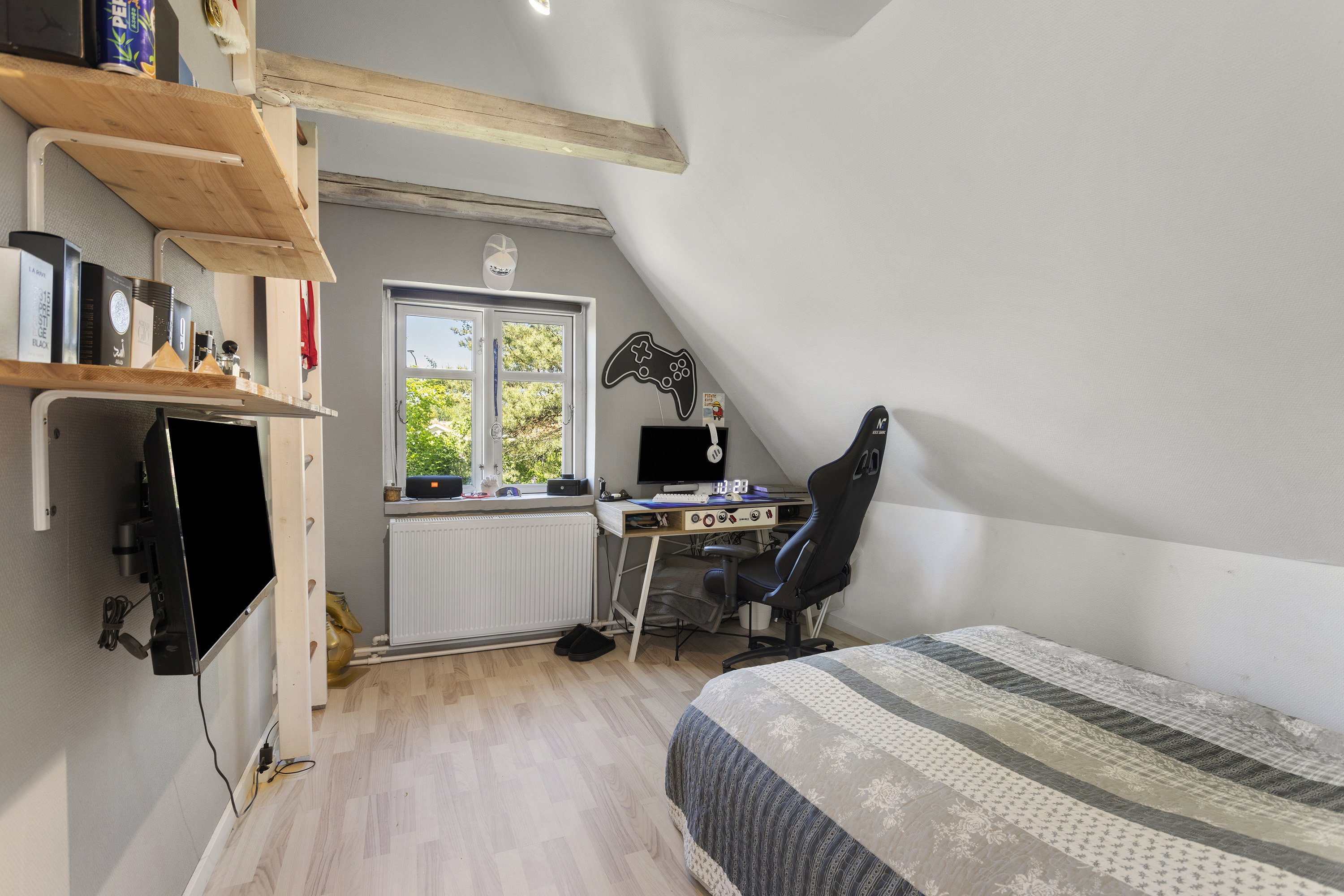 Fremhævet værelse billede i fuldskærmstilstand. Billede af Meldahlsvej 2A, 9300 Sæby