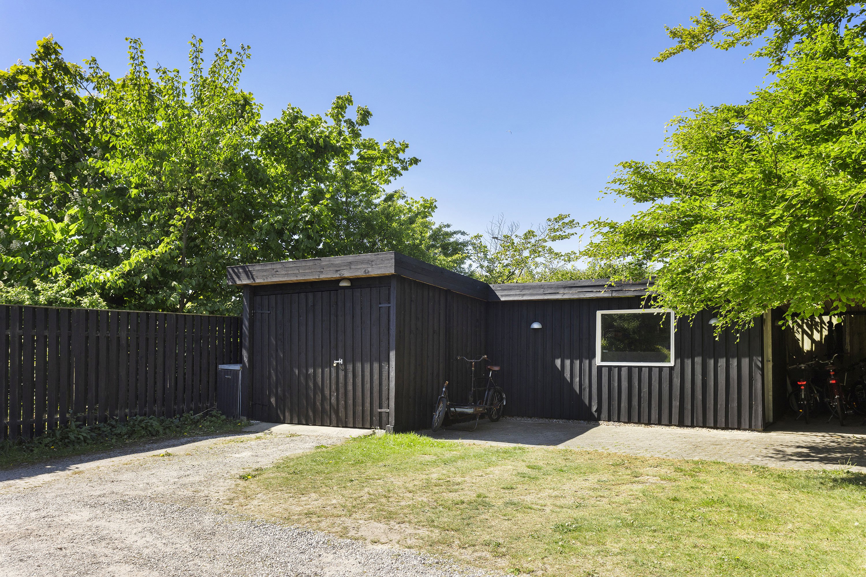 Fremhævet udhus billede i fuldskærmstilstand. Billede af Meldahlsvej 2A, 9300 Sæby