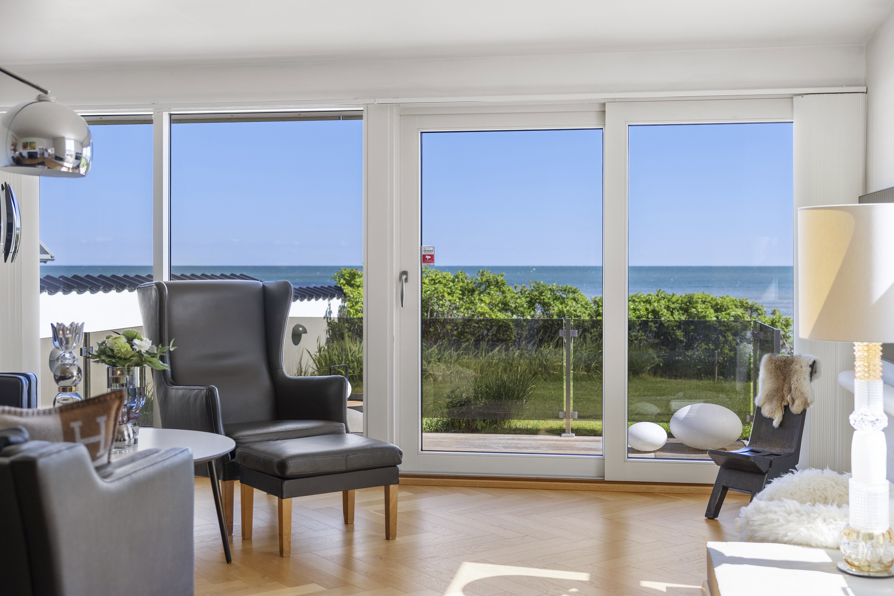 Fremhævet stue billede i fuldskærmstilstand. Billede af Brovigvej 10, 9900 Frederikshavn