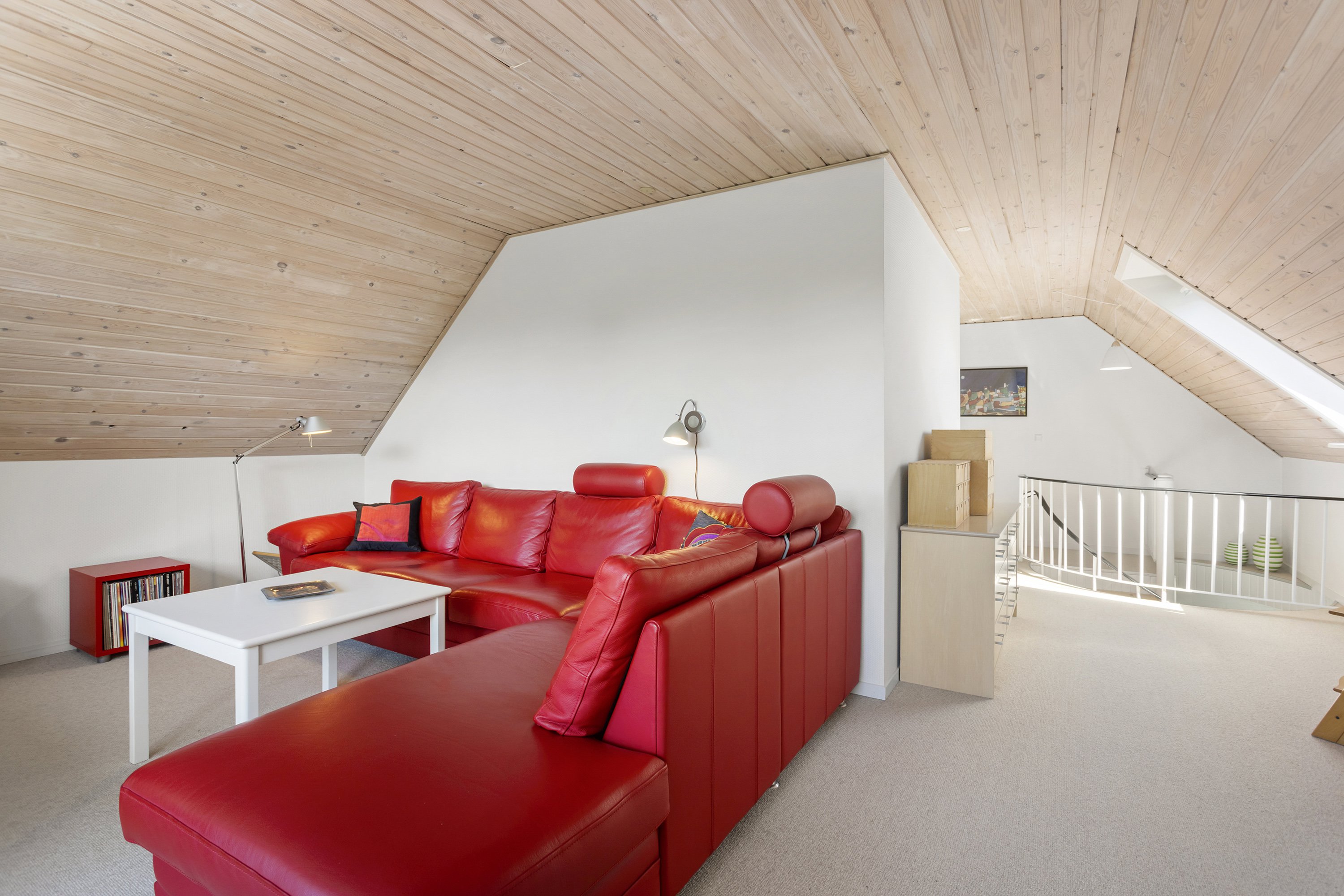 Fremhævet stue billede i fuldskærmstilstand. Billede af Nyvangen 22, 9870 Sindal