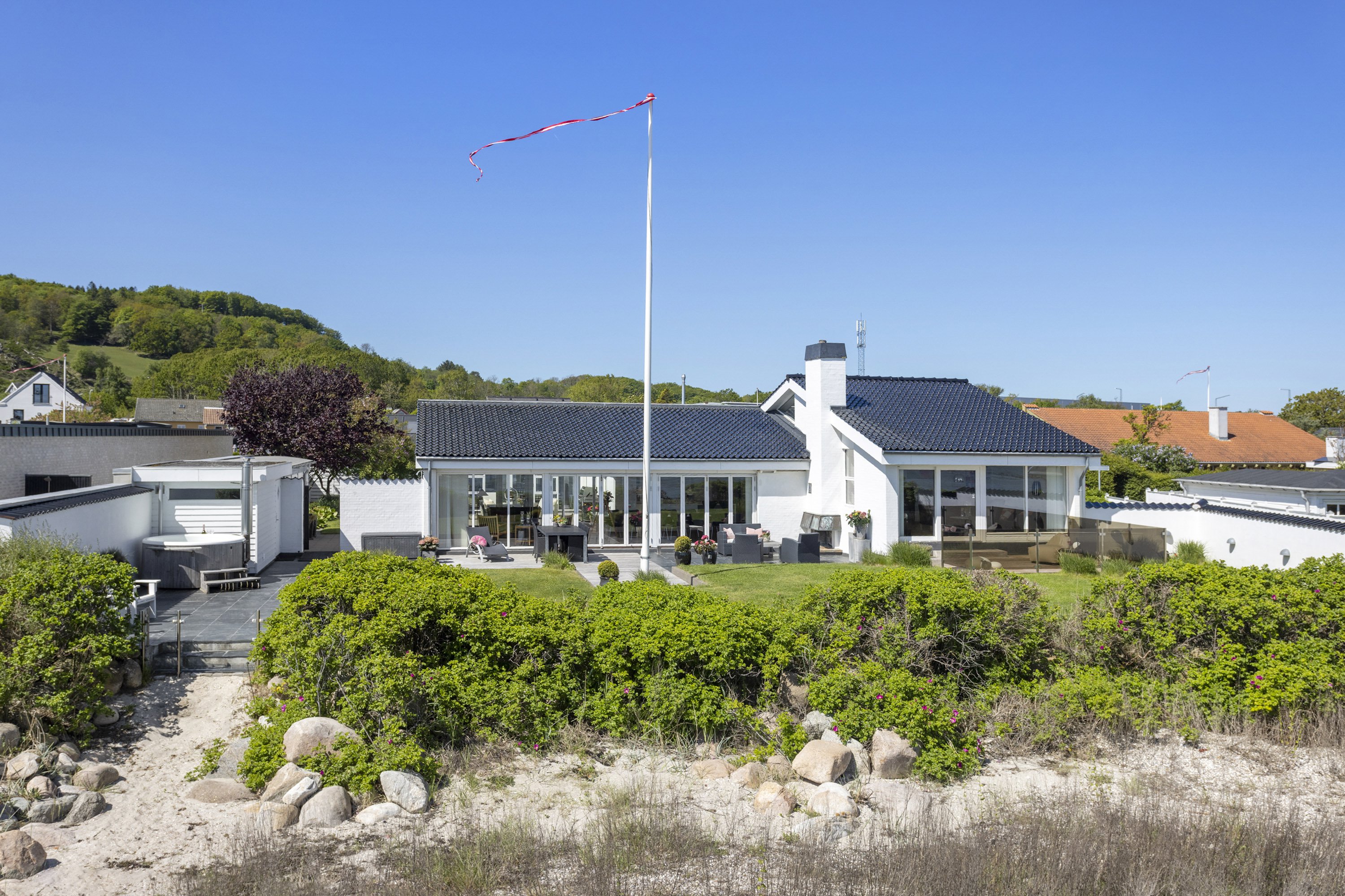 Fremhævet luftfoto billede i fuldskærmstilstand. Billede af Brovigvej 10, 9900 Frederikshavn