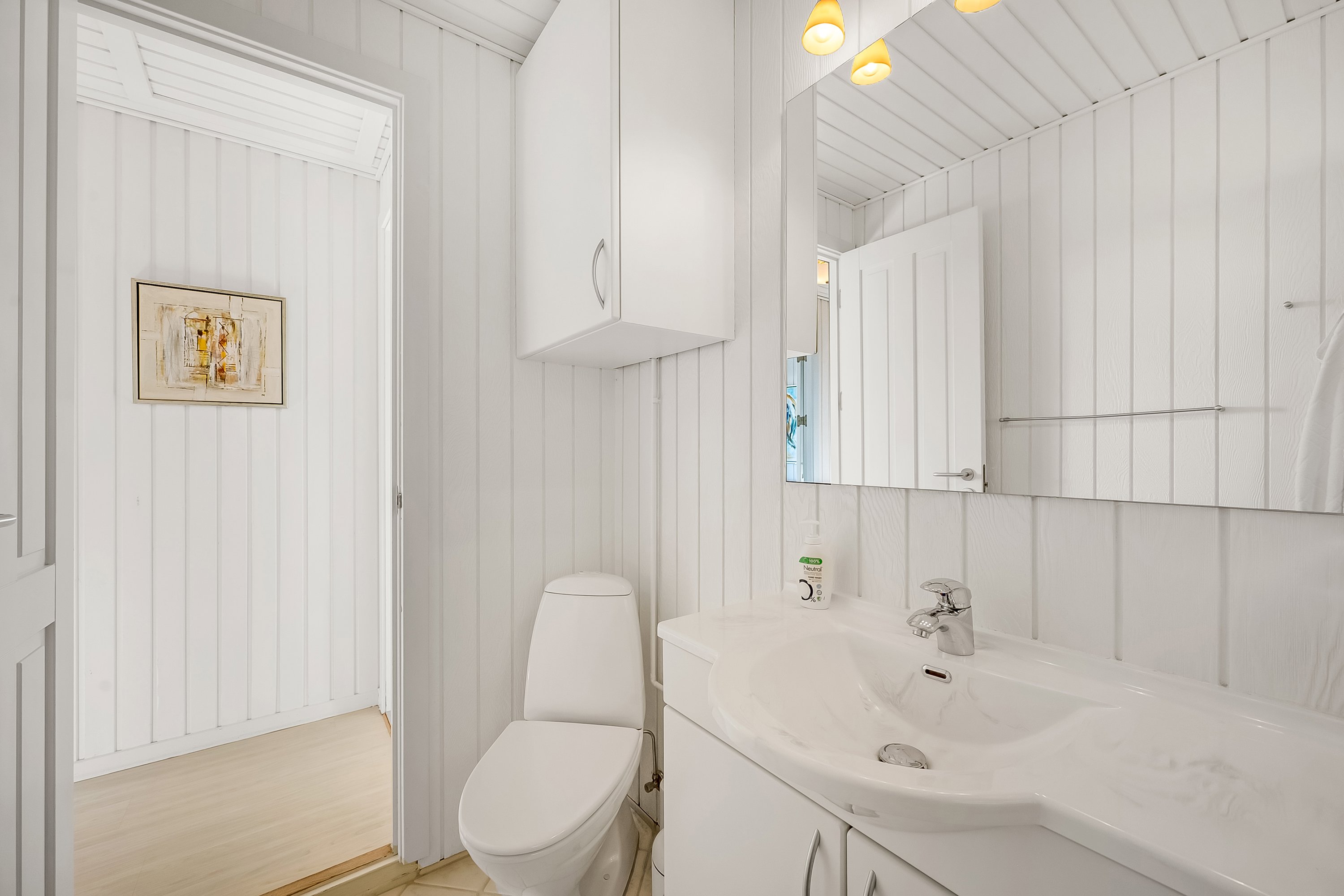 Fremhævet badeværelse billede i fuldskærmstilstand. Billede af Nordsøvej 257, Søndervig, 6950 Ringkøbing