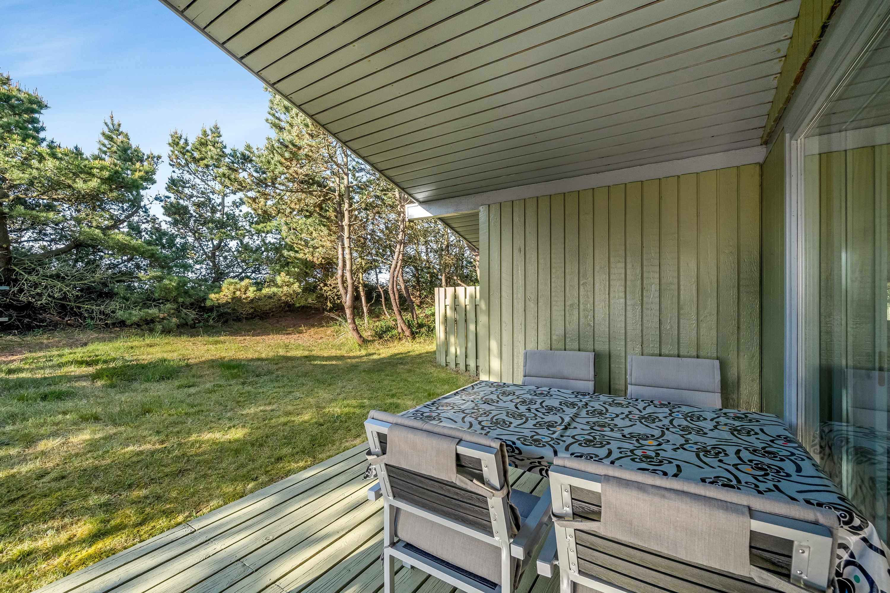 Fremhævet terrasse billede i fuldskærmstilstand. Billede af Nordsøvej 257, Søndervig, 6950 Ringkøbing