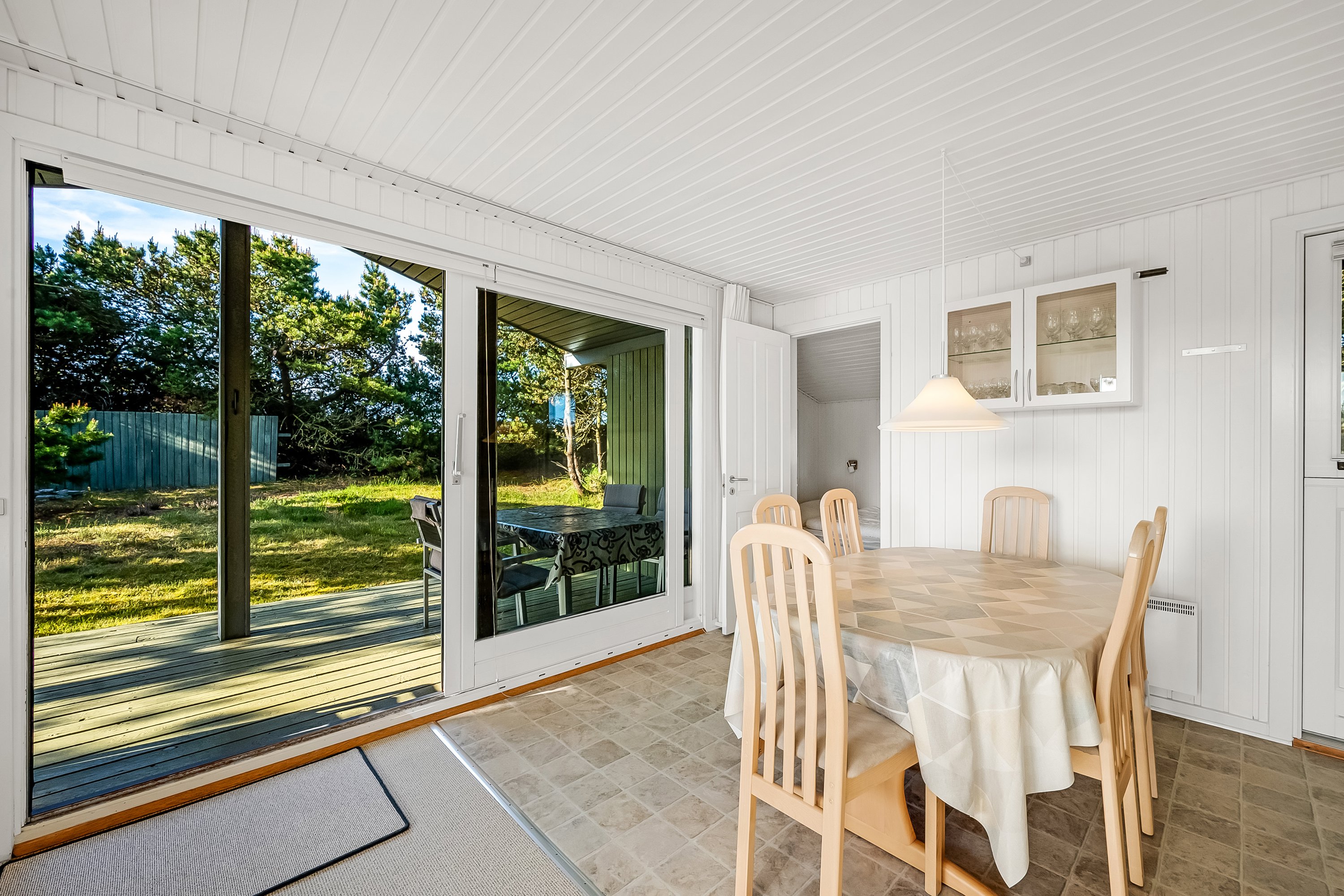 Fremhævet stue billede i fuldskærmstilstand. Billede af Nordsøvej 257, Søndervig, 6950 Ringkøbing