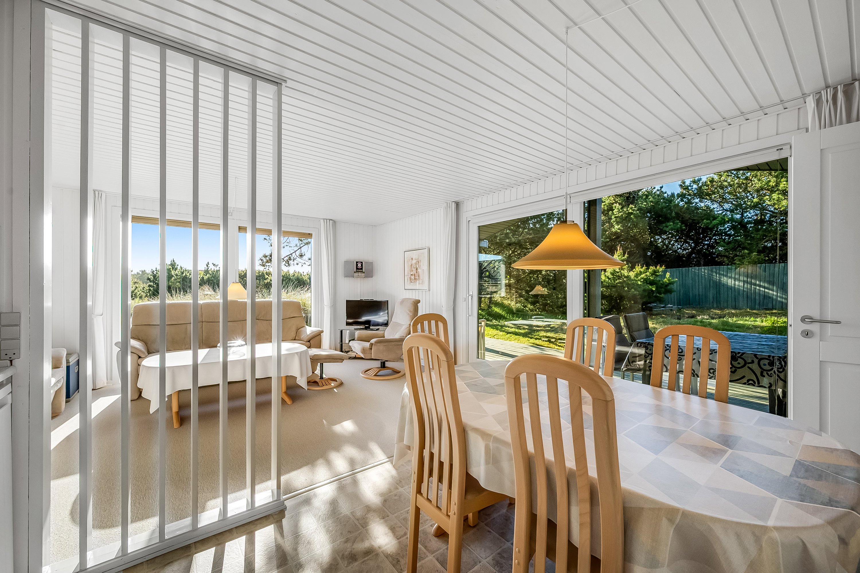 Fremhævet stue billede i fuldskærmstilstand. Billede af Nordsøvej 257, Søndervig, 6950 Ringkøbing