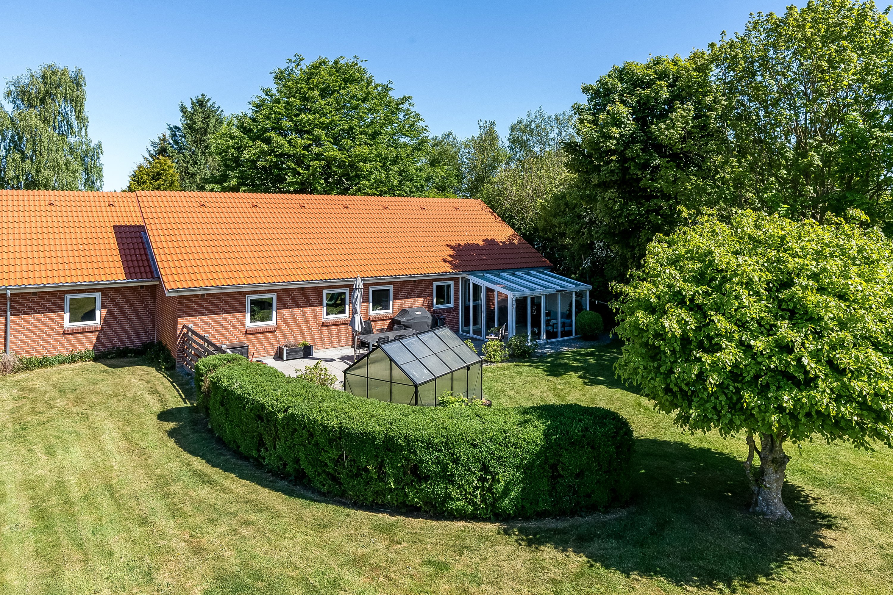 Fremhævet mastefoto billede i fuldskærmstilstand. Billede af Østerbæk 2, Hjarup, 6580 Vamdrup