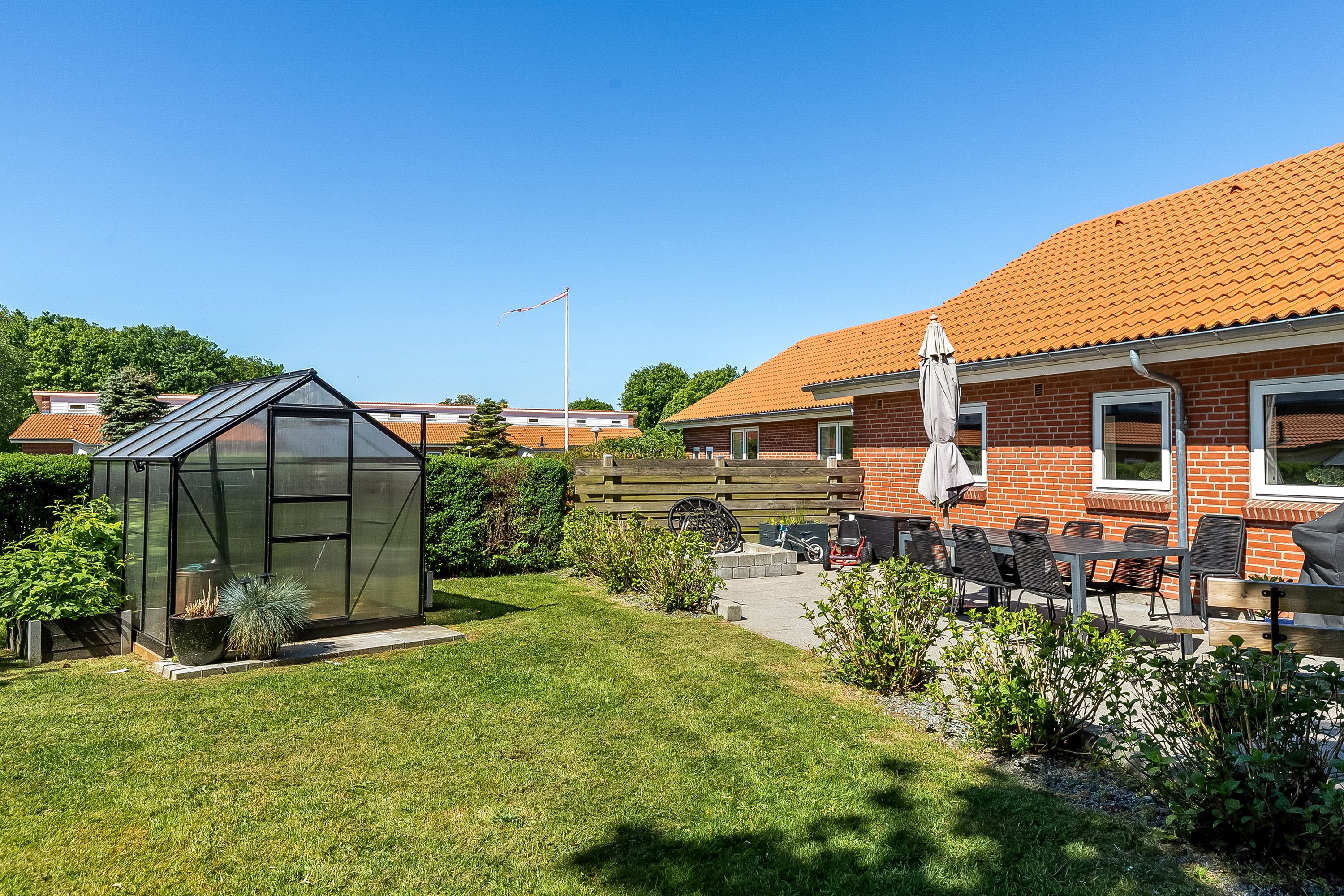 Fremhævet have billede i fuldskærmstilstand. Billede af Østerbæk 2, Hjarup, 6580 Vamdrup