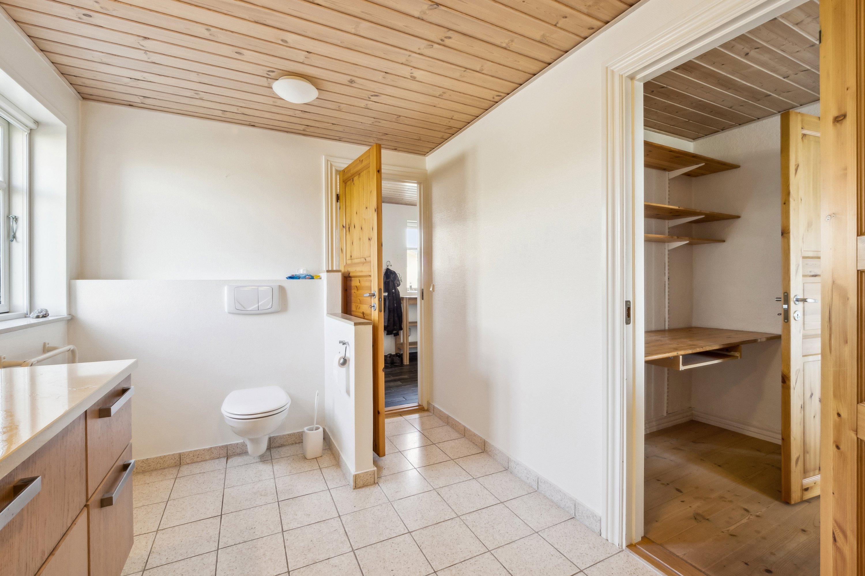 Fremhævet badeværelse billede i fuldskærmstilstand. Billede af Højvej 14, Tæbring, 7900 Nykøbing M