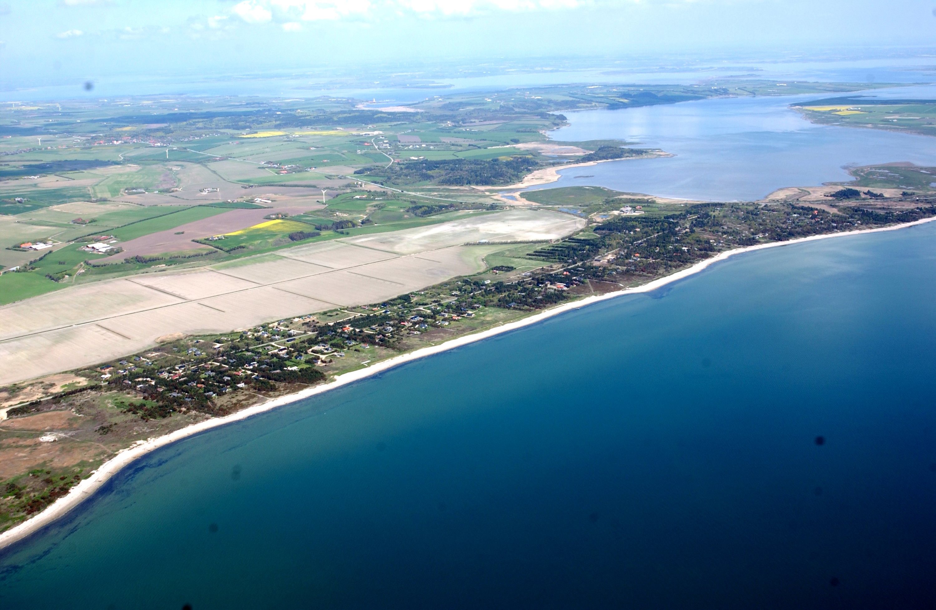 Fremhævet luftfoto billede i fuldskærmstilstand. Billede af Spætmejsevej 8, Draget, 7760 Hurup Thy