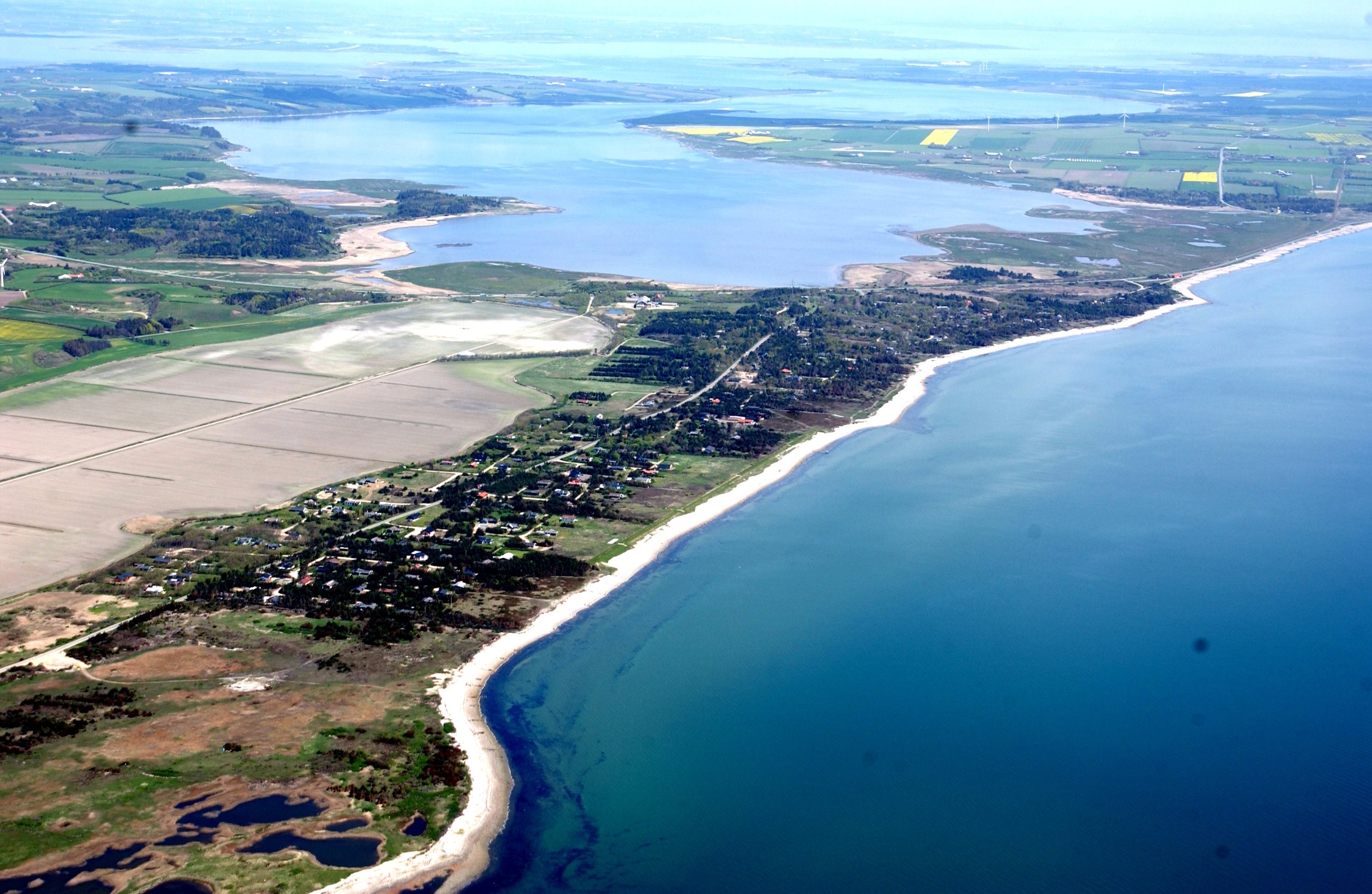 Fremhævet luftfoto billede i fuldskærmstilstand. Billede af Spætmejsevej 8, Draget, 7760 Hurup Thy