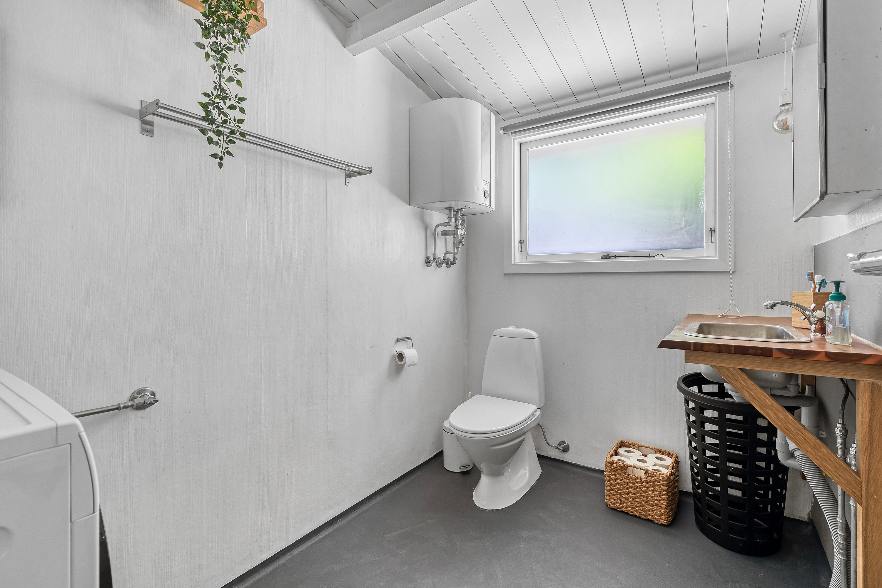 Fremhævet badeværelse billede i fuldskærmstilstand. Billede af Mathiesens Enghave 13, Kulhuse, 3630 Jægerspris