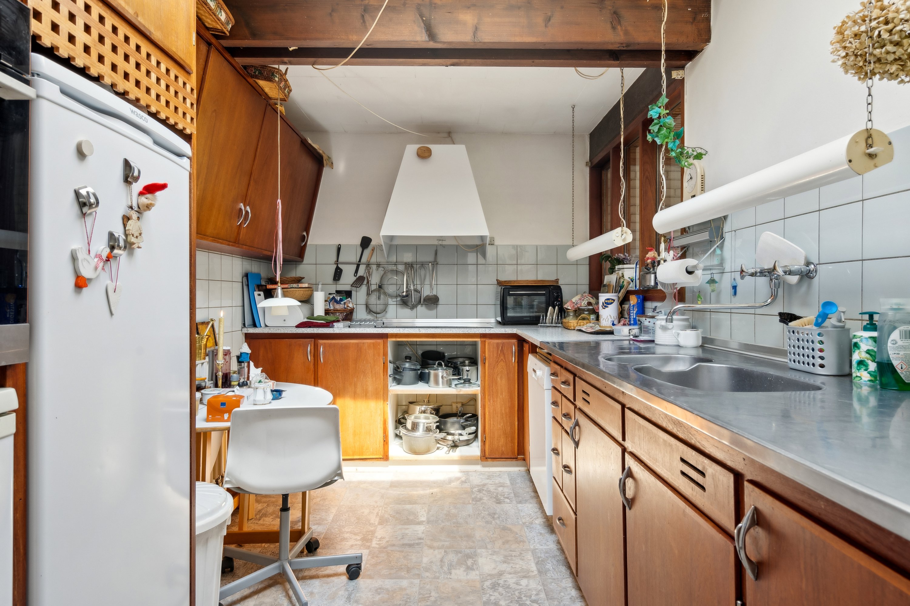 Fremhævet køkken billede i fuldskærmstilstand. Billede af Skovvej 3, 9560 Hadsund