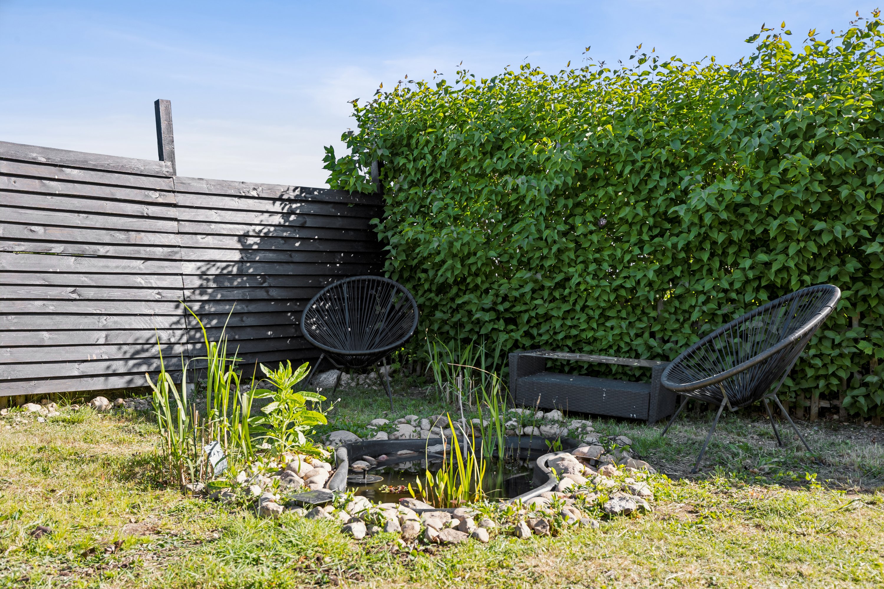 Fremhævet have billede i fuldskærmstilstand. Billede af Hovedgaden 109, 4295 Stenlille