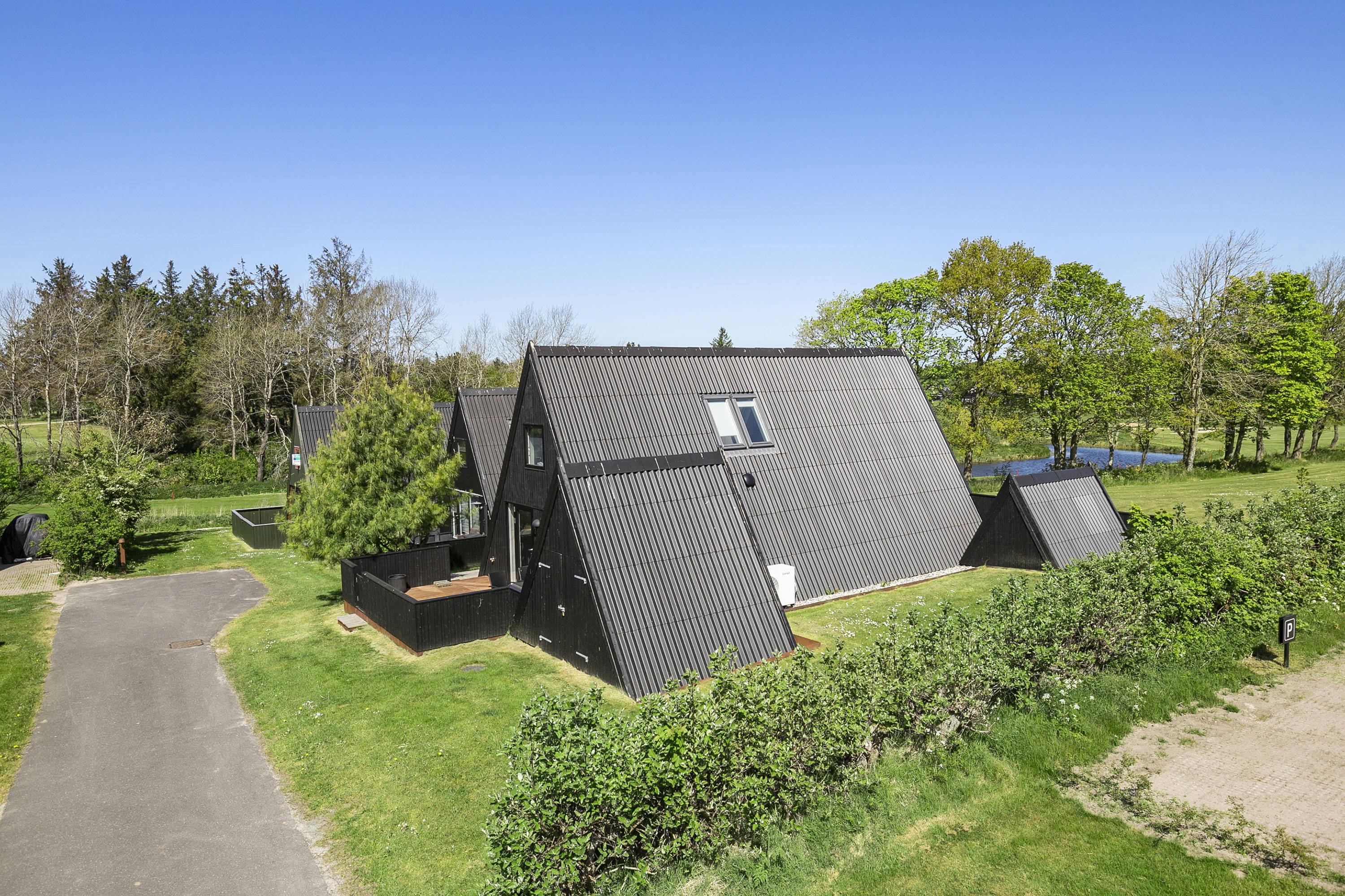 Fremhævet ejendommen billede i fuldskærmstilstand. Billede af Golfsvinget 300, Gatten, 9640 Farsø