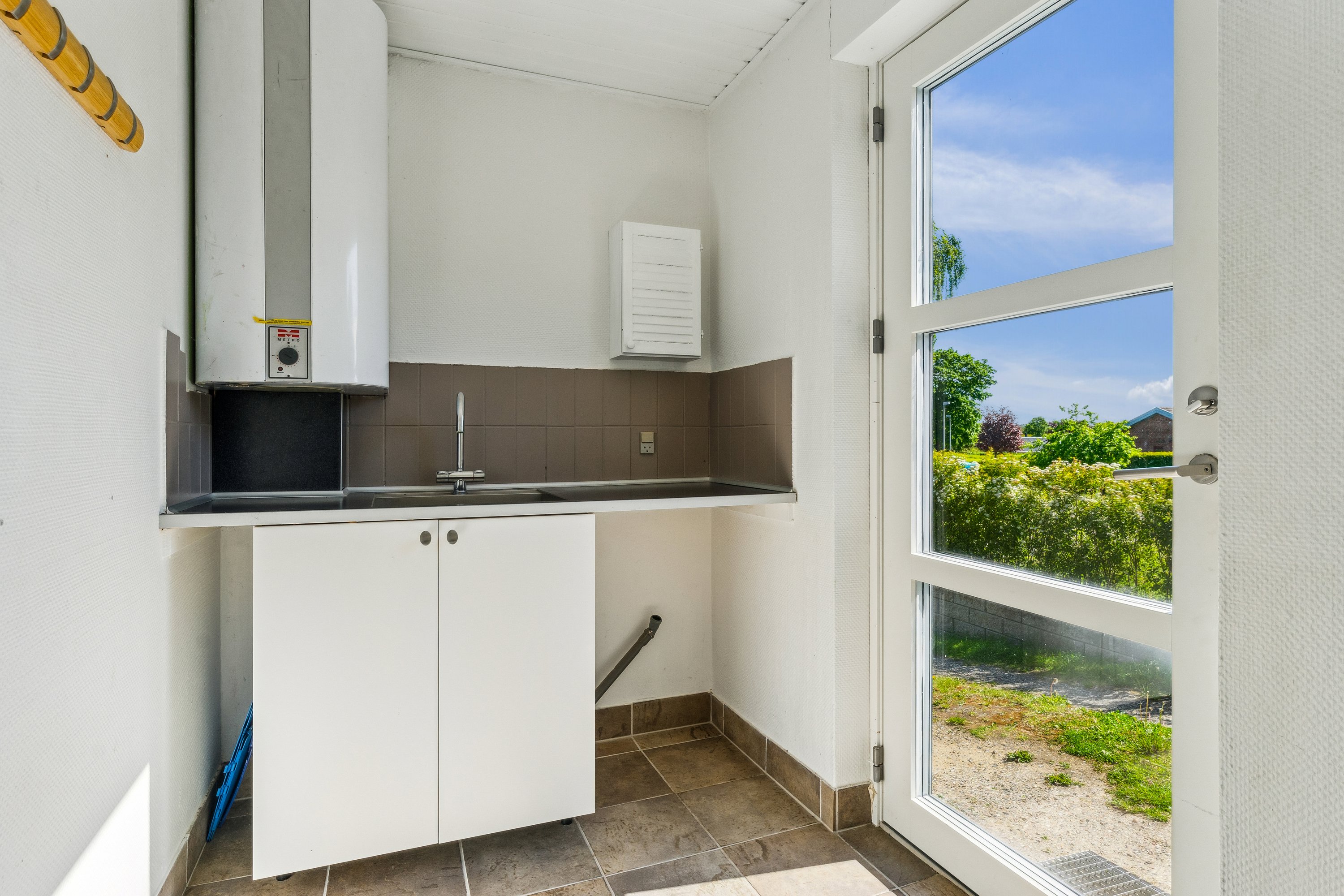 Fremhævet køkken billede i fuldskærmstilstand. Billede af Sofienlundparken 12A, 8860 Ulstrup