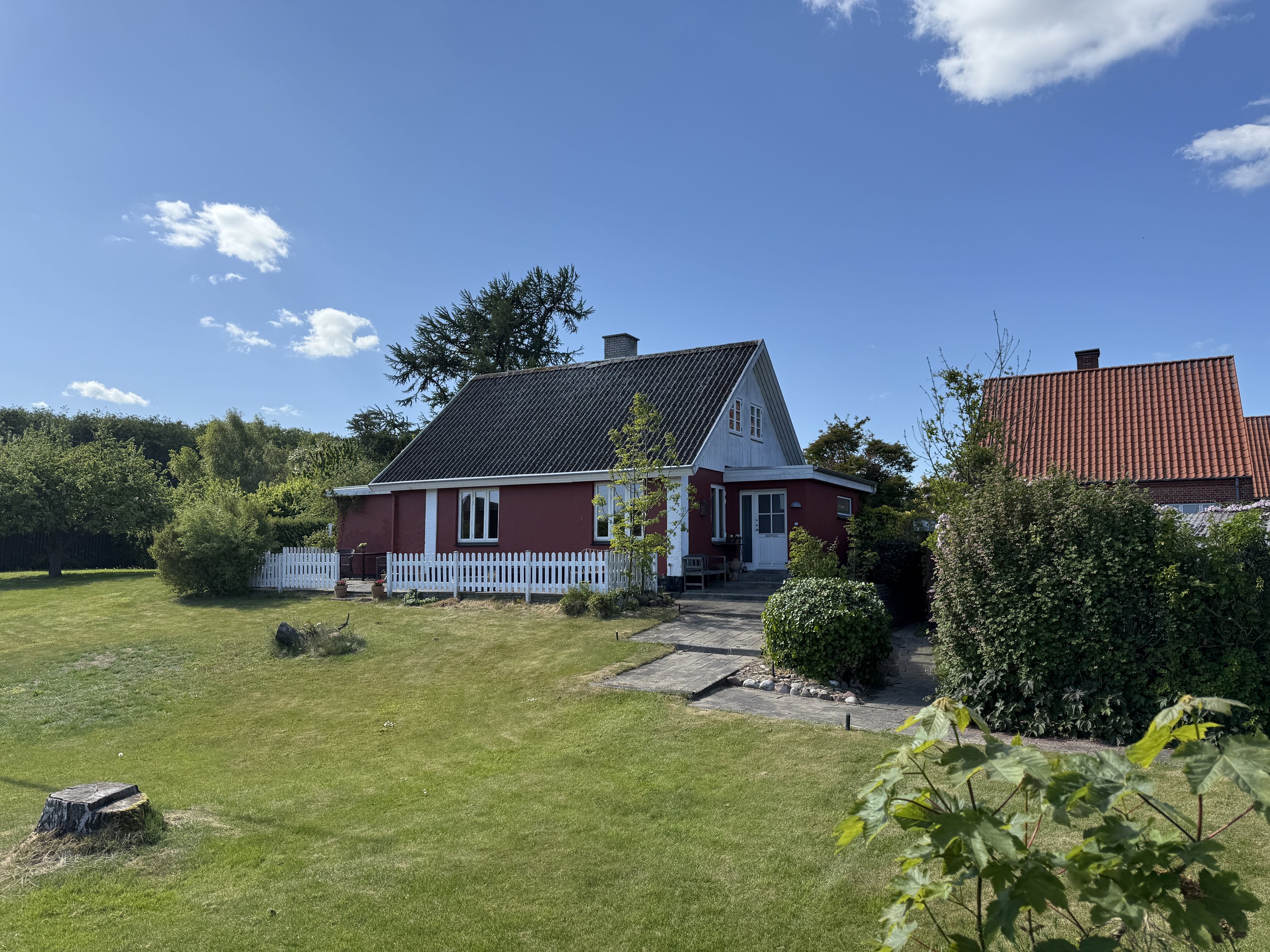 Fremhævet  billede i fuldskærmstilstand. Billede af Skolegade 17, Hou, 8300 Odder