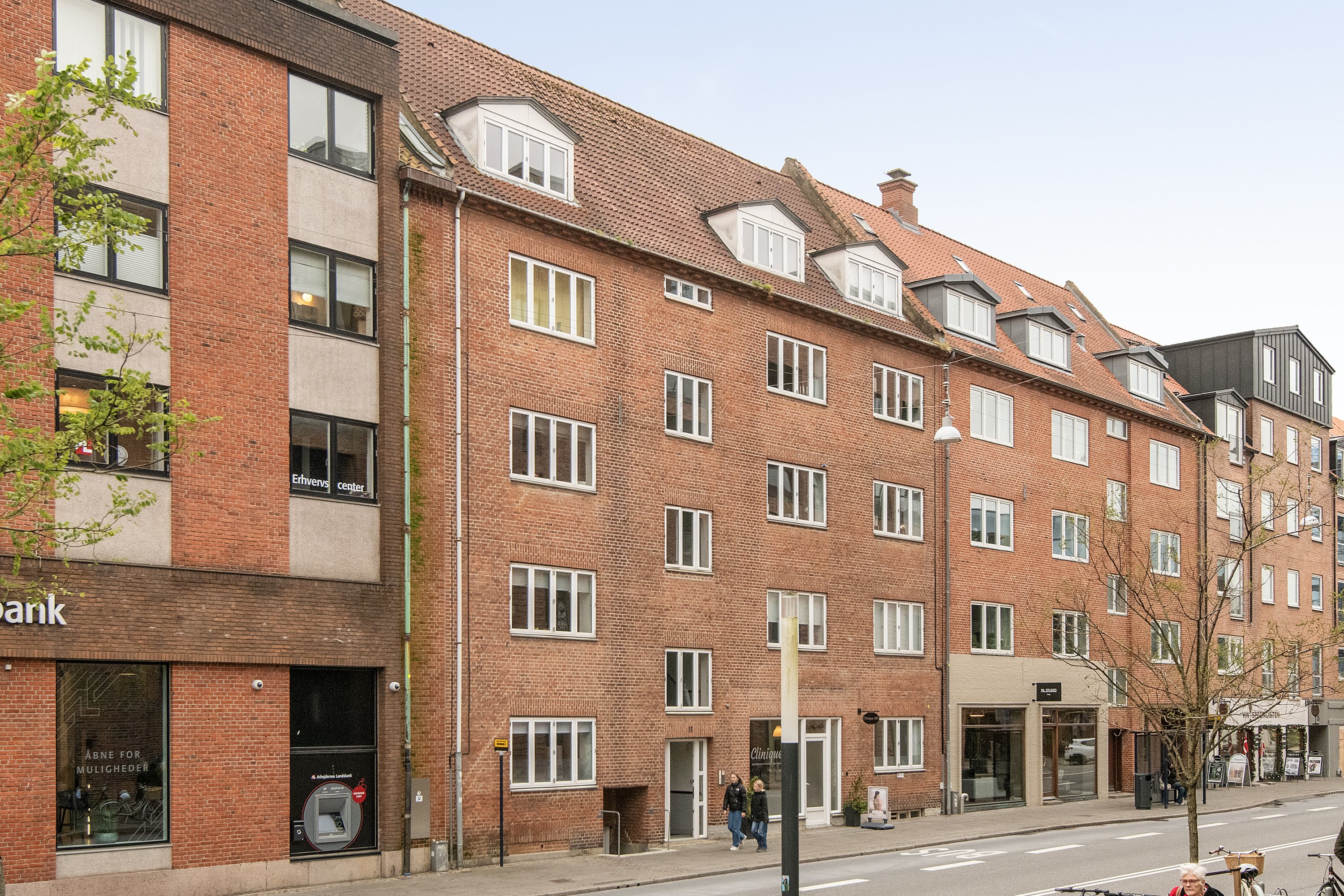 Fremhævet ejendommen billede i fuldskærmstilstand. Billede af Vingårdsgade 11, 1. tv., 9000 Aalborg