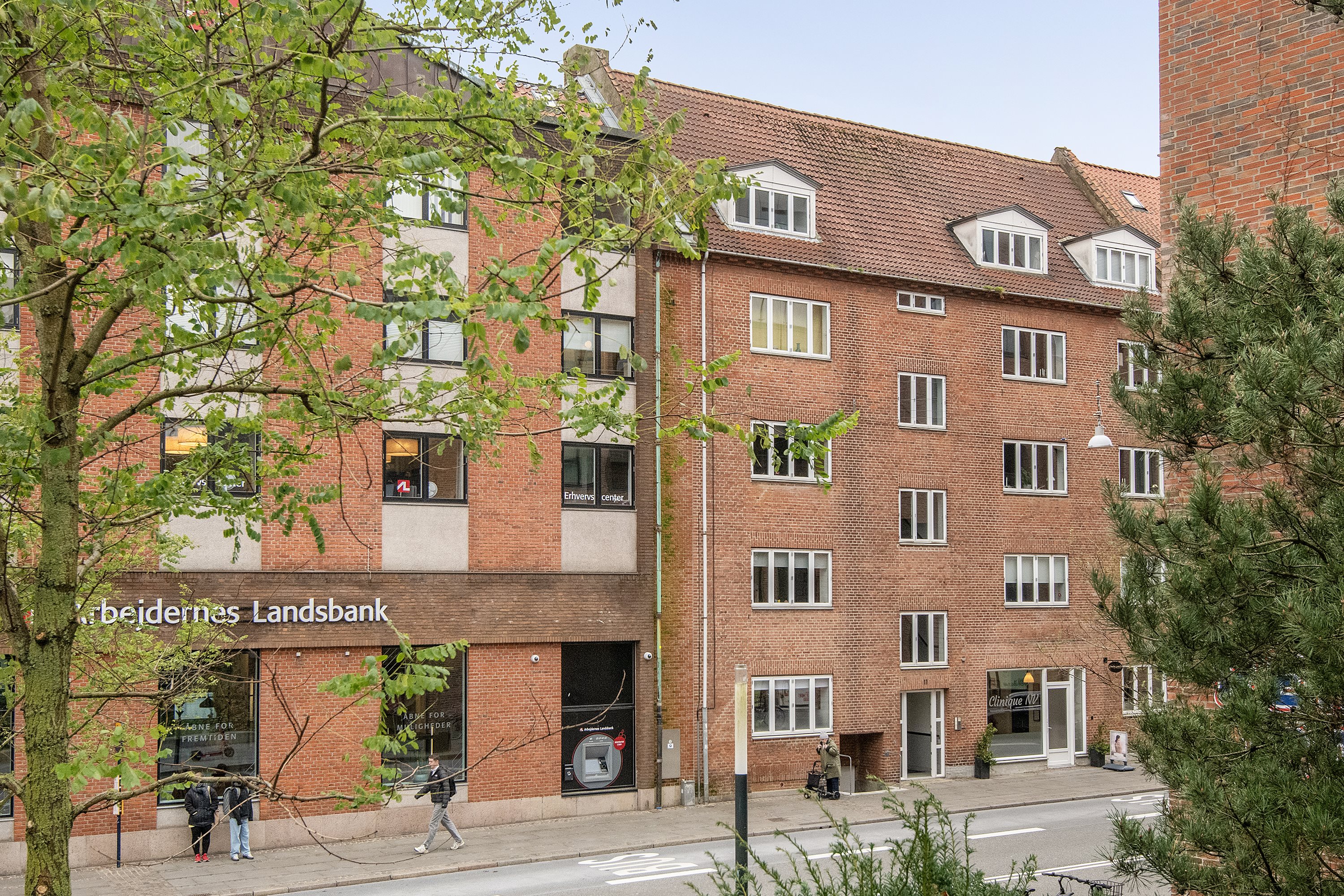 Fremhævet ejendommen billede i fuldskærmstilstand. Billede af Vingårdsgade 11, 1. tv., 9000 Aalborg