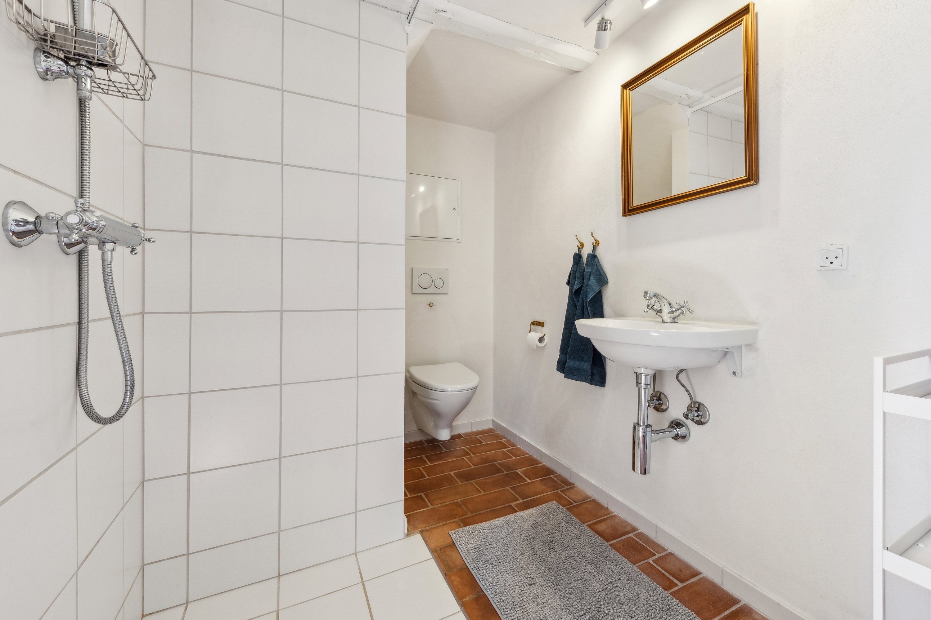 Fremhævet badeværelse anneks billede i fuldskærmstilstand. Billede af Lappen 18, 3000 Helsingør