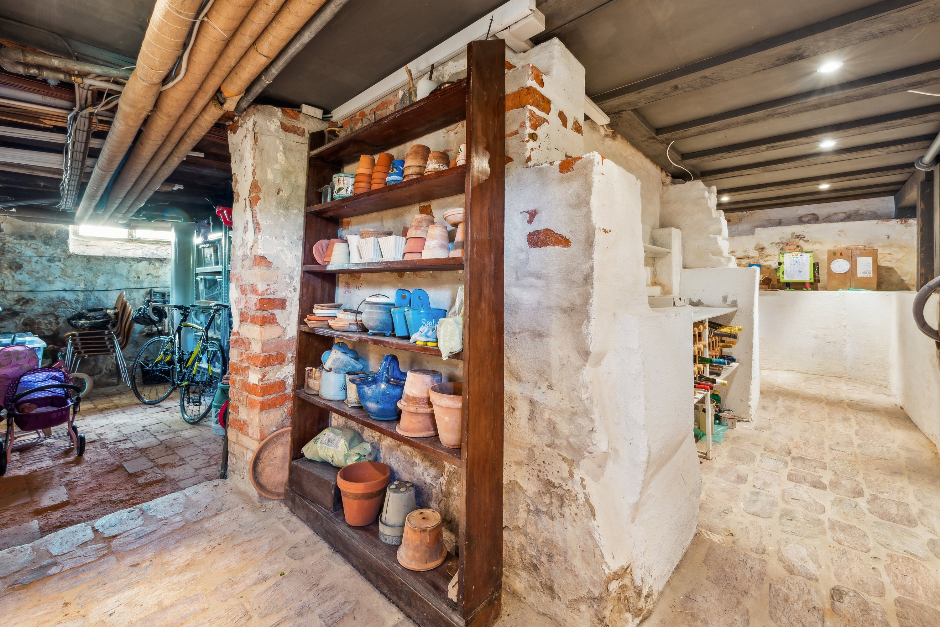 Fremhævet kælder billede i fuldskærmstilstand. Billede af Lappen 18, 3000 Helsingør