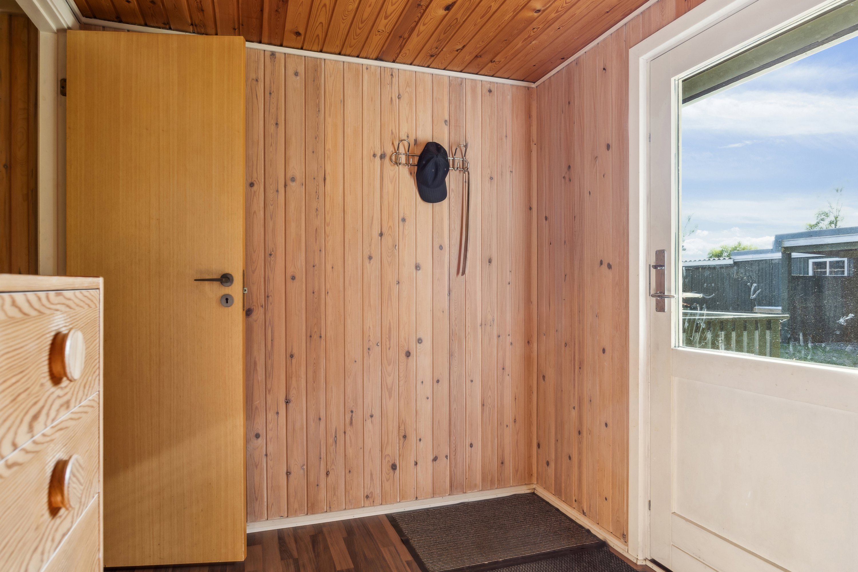 Fremhævet værelse billede i fuldskærmstilstand. Billede af Kongevejen 24, 9370 Hals