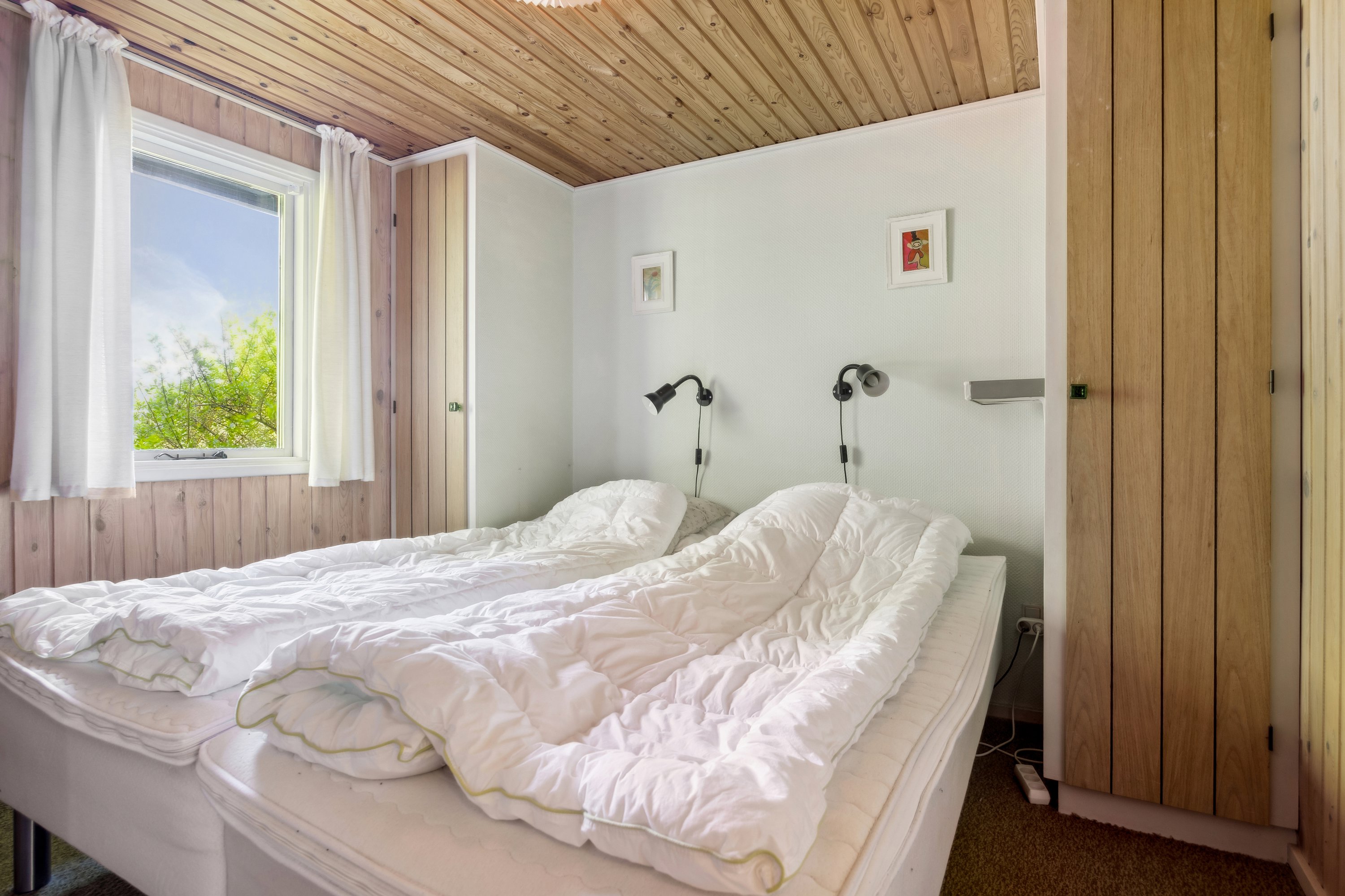 Fremhævet værelse billede i fuldskærmstilstand. Billede af Kongevejen 24, 9370 Hals