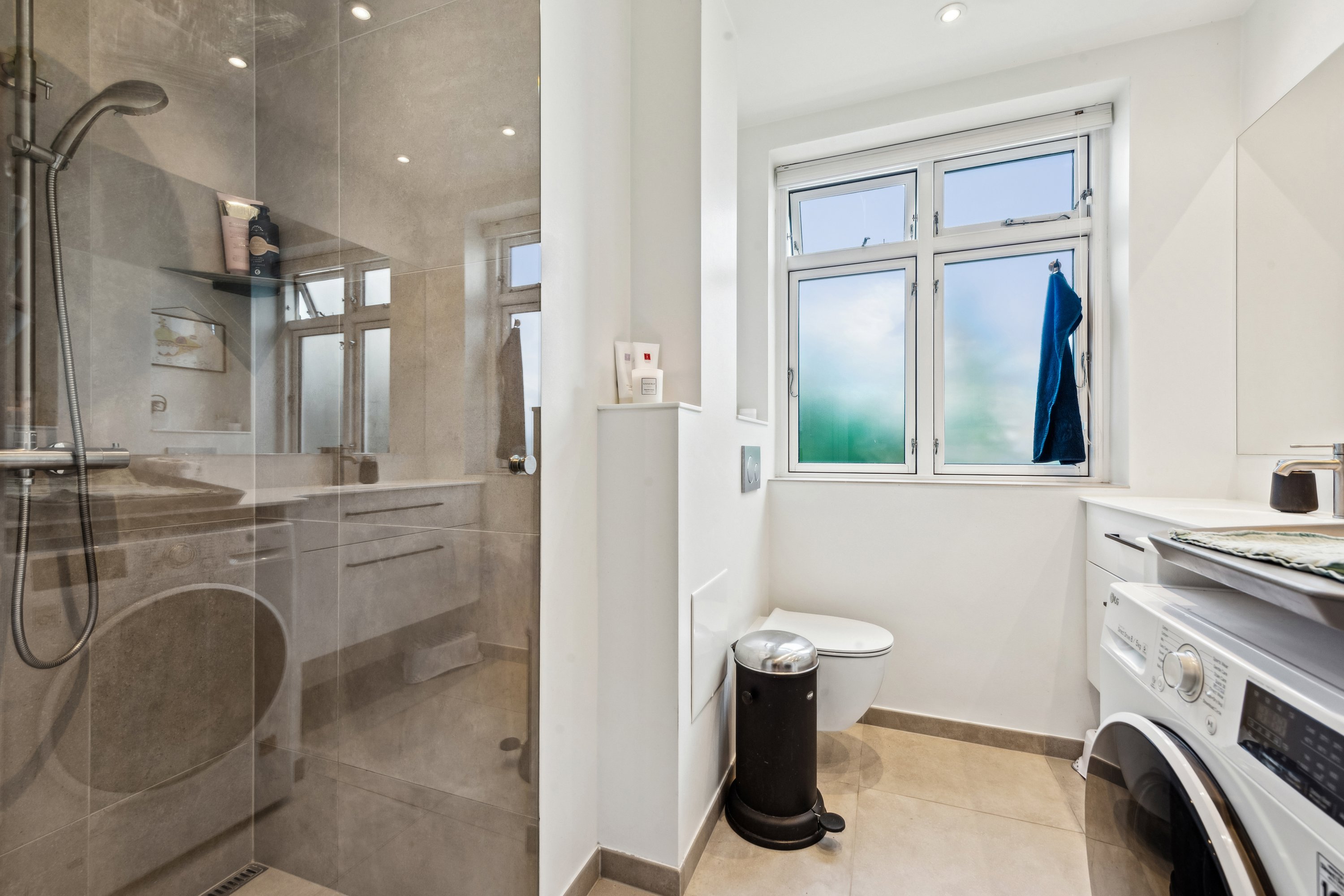 Fremhævet badeværelse billede i fuldskærmstilstand. Billede af Jupitervej 19, 1., 2720 Vanløse