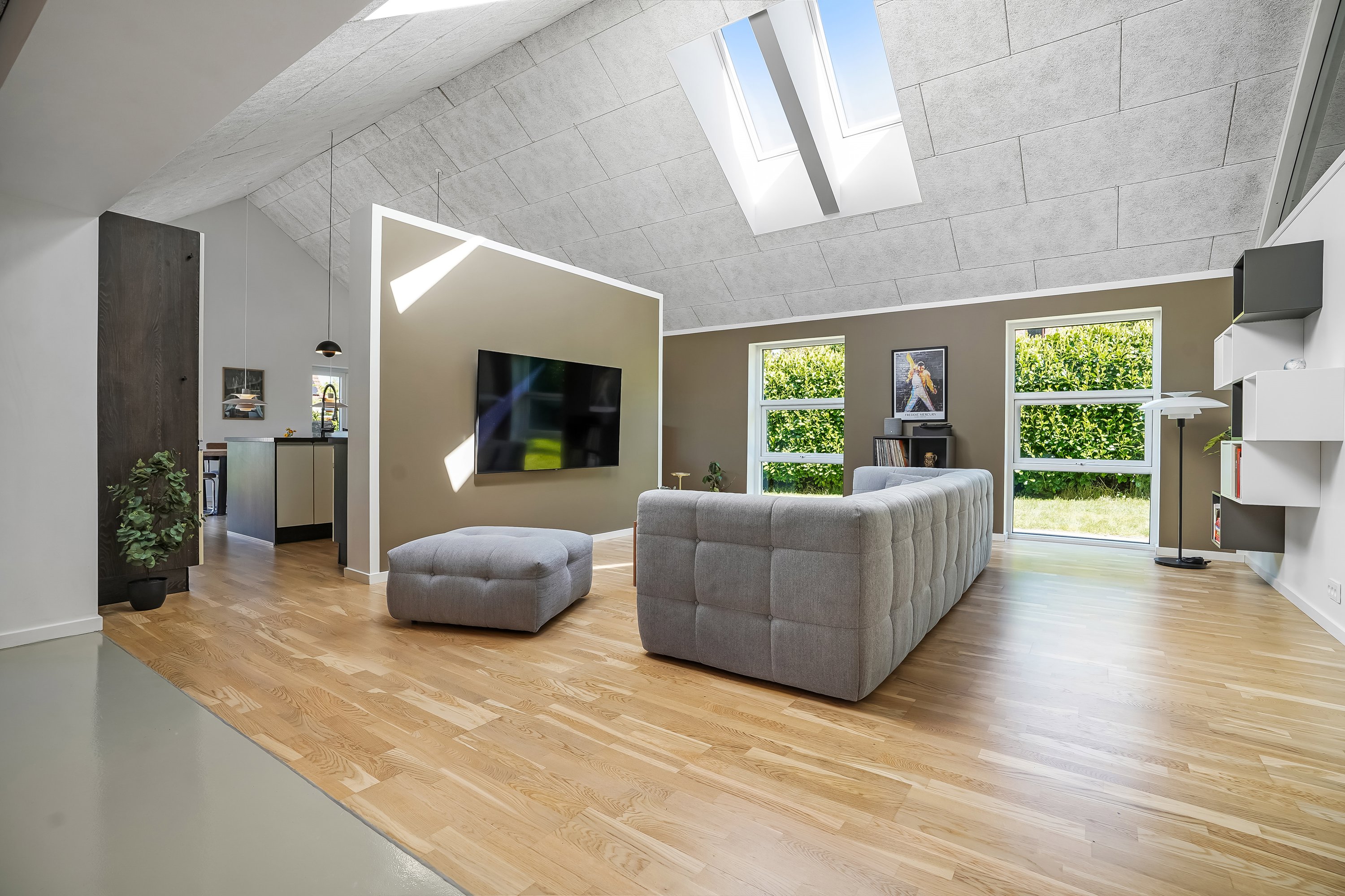 Fremhævet stue billede i fuldskærmstilstand. Billede af Hylkedamvej 34, Lunge, 5591 Gelsted