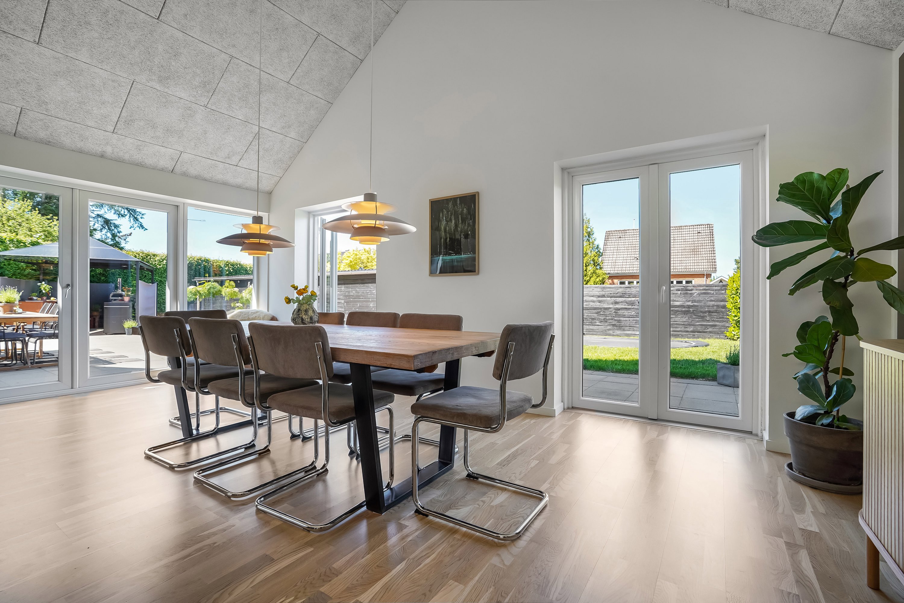 Fremhævet stue billede i fuldskærmstilstand. Billede af Hylkedamvej 34, Lunge, 5591 Gelsted