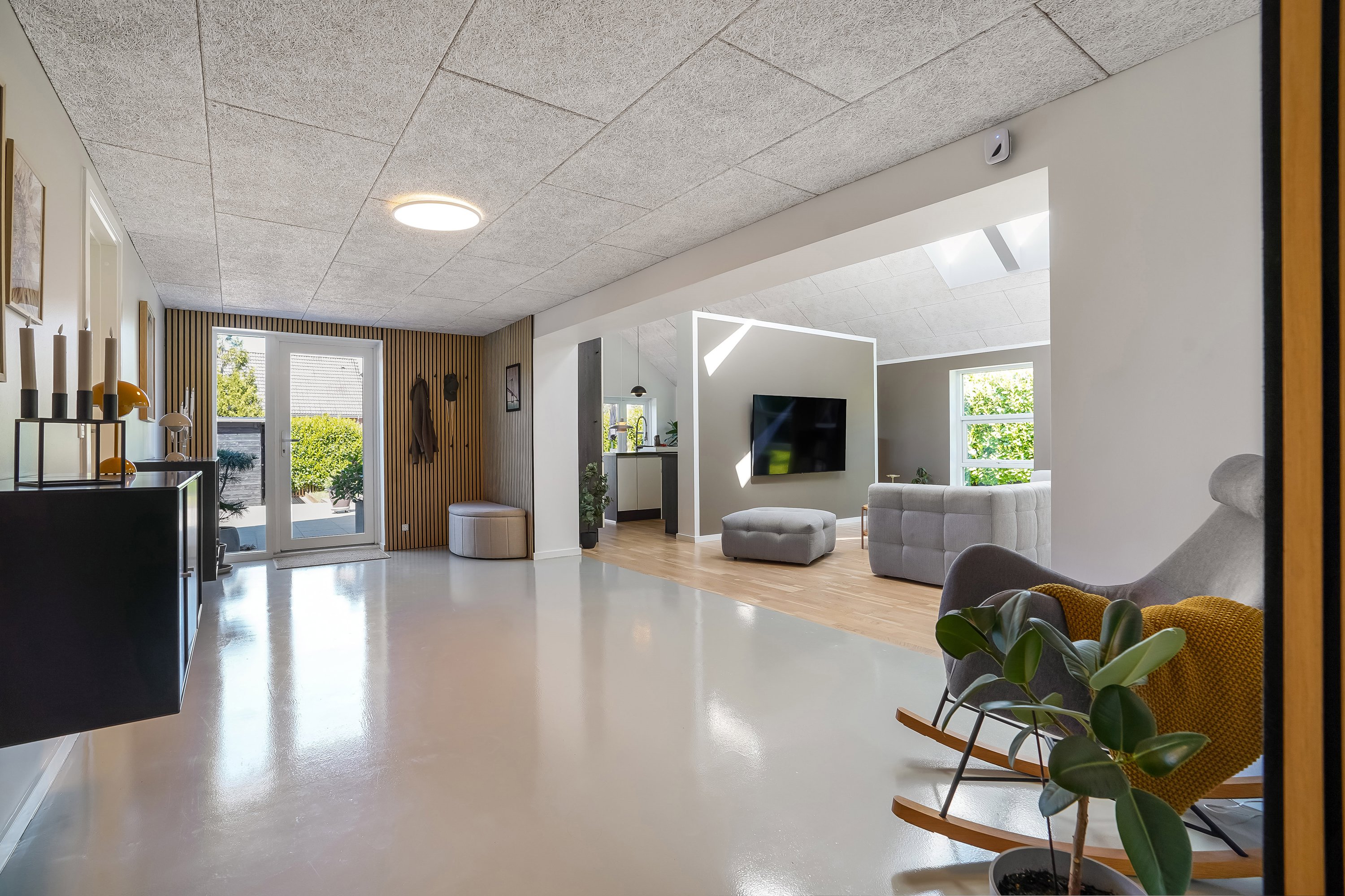 Fremhævet stue billede i fuldskærmstilstand. Billede af Hylkedamvej 34, Lunge, 5591 Gelsted