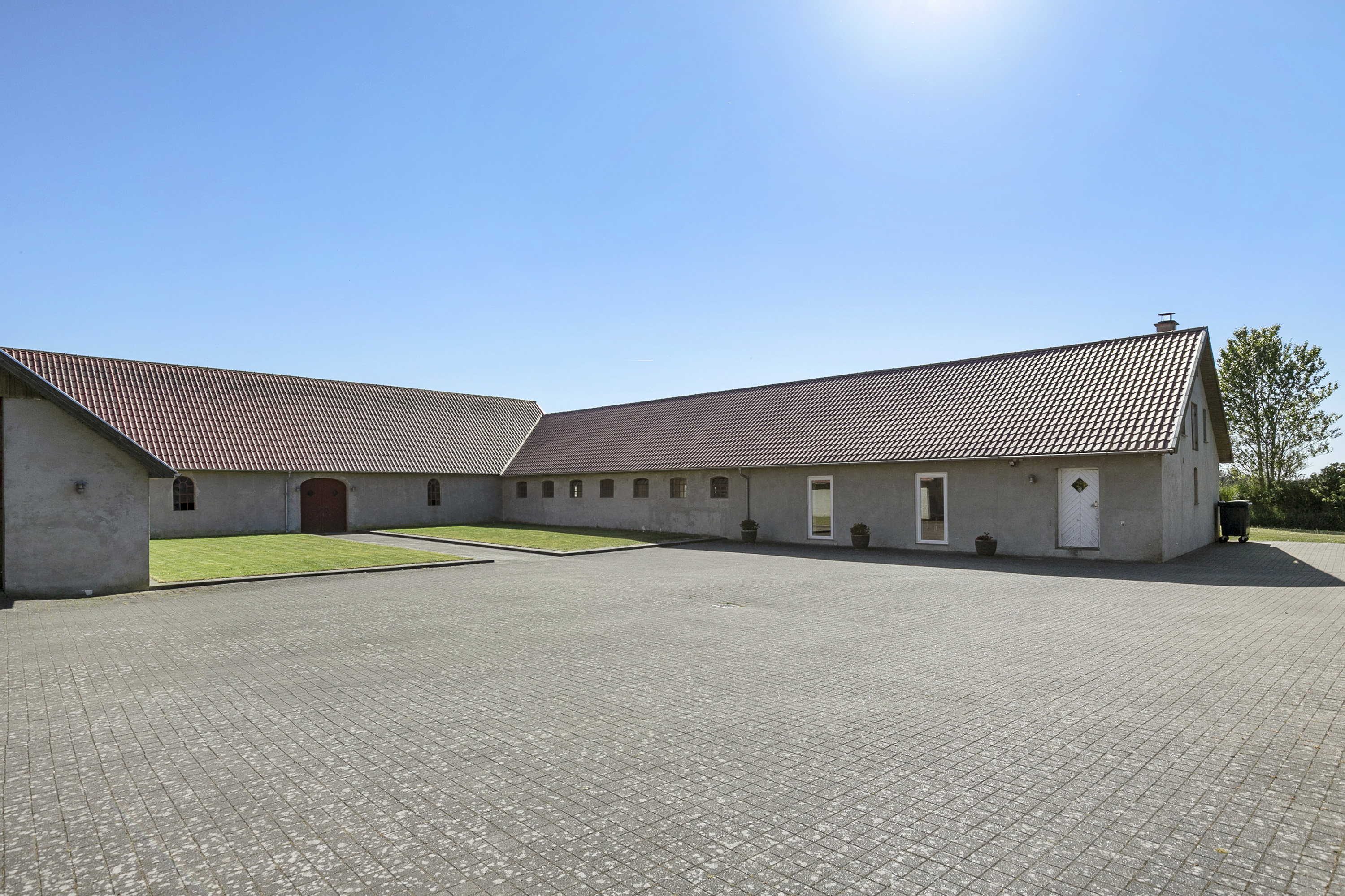 Fremhævet ejendommen billede i fuldskærmstilstand. Billede af Industrivej 47, 9600 Aars