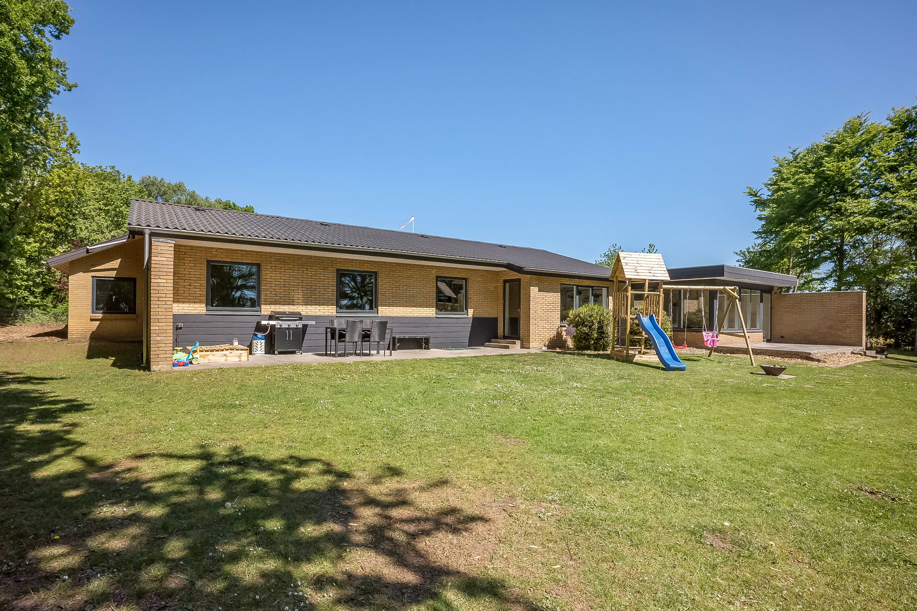 Fremhævet ejendommen billede i fuldskærmstilstand. Billede af Bartholinsvej 2, 7500 Holstebro