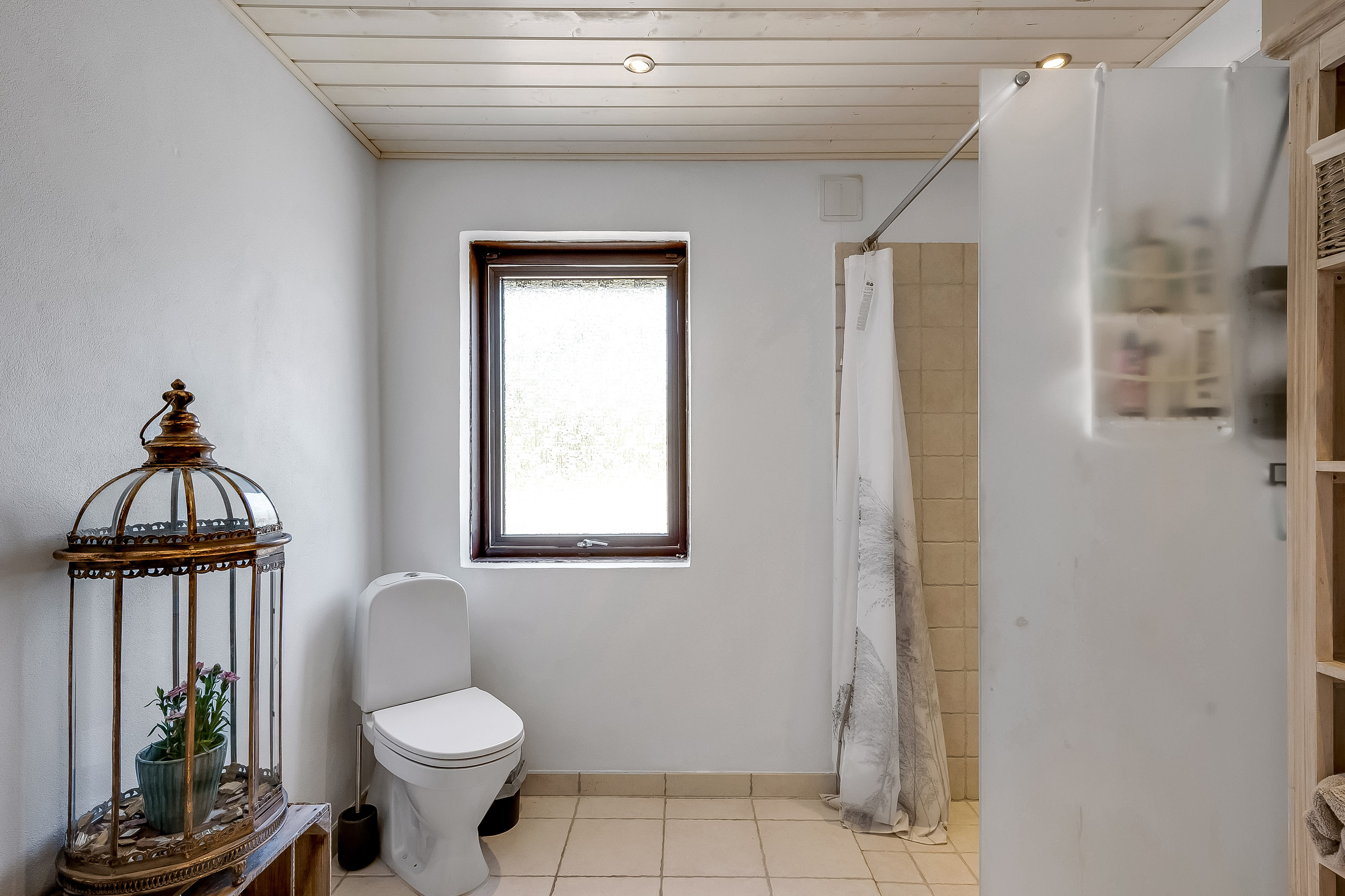 Fremhævet badeværelse billede i fuldskærmstilstand. Billede af Brejningvej 52, Højbo Finderup, 6900 Skjern