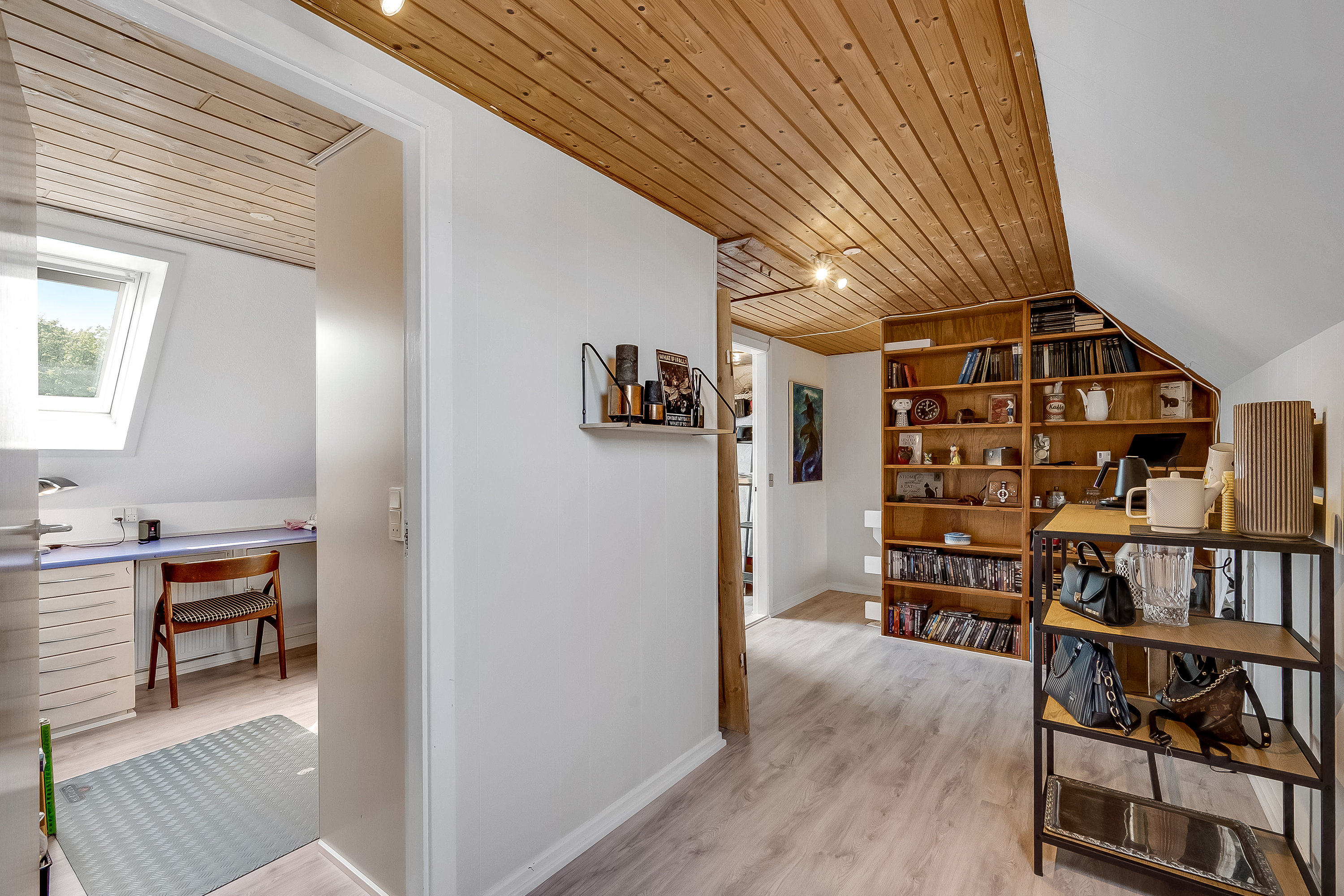 Fremhævet gang billede i fuldskærmstilstand. Billede af Brejningvej 52, Højbo Finderup, 6900 Skjern