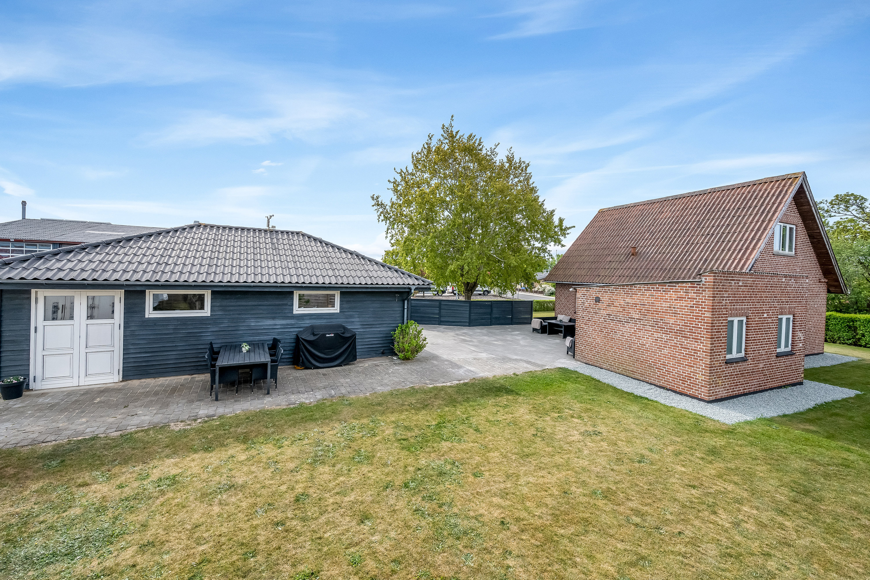 Fremhævet facade billede i fuldskærmstilstand. Billede af Svinget 16, 6900 Skjern