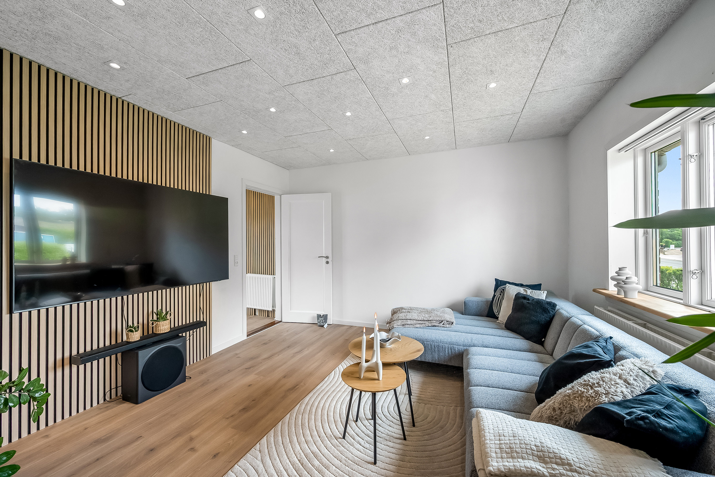 Fremhævet stue  billede i fuldskærmstilstand. Billede af Svinget 16, 6900 Skjern