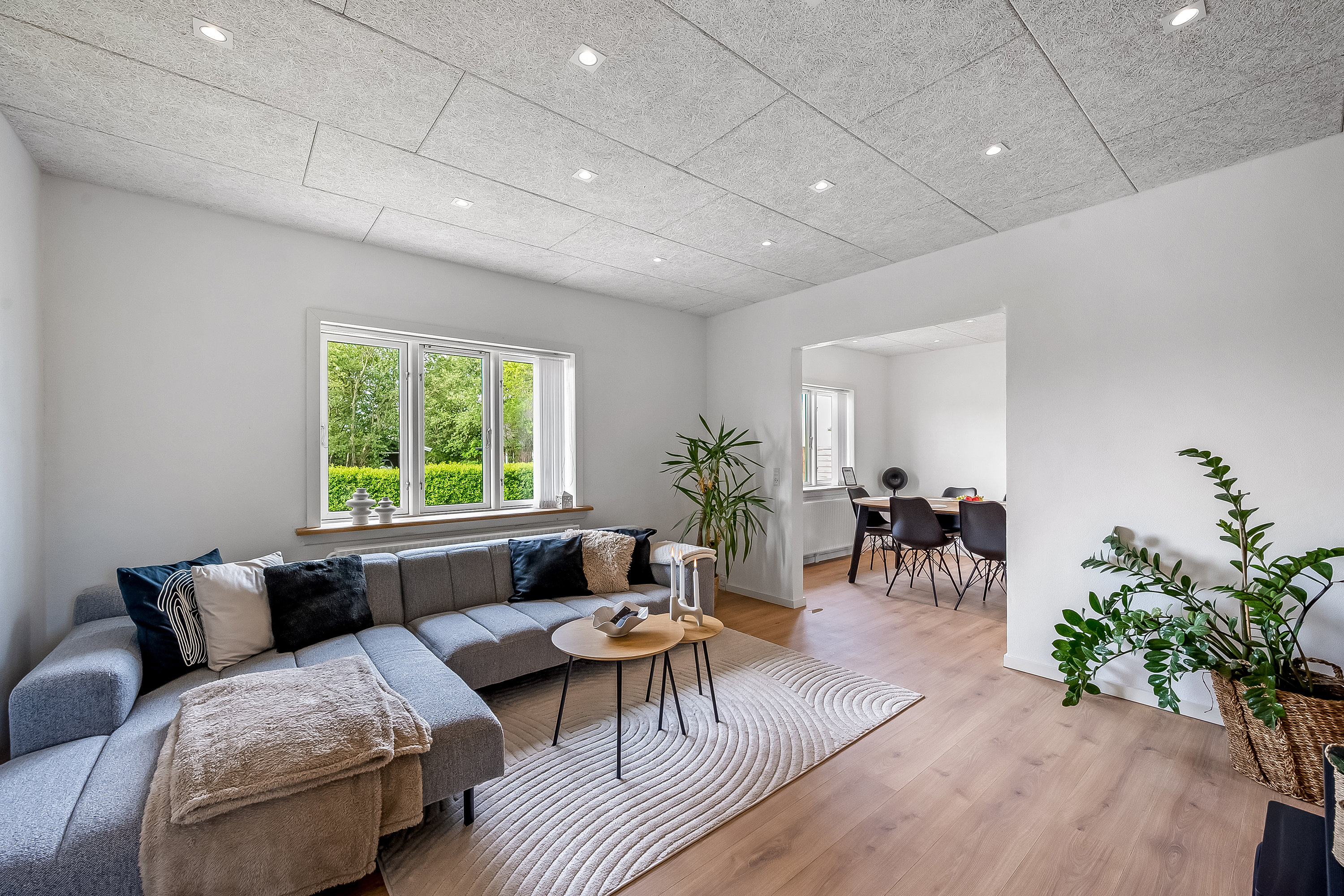 Fremhævet stue billede i fuldskærmstilstand. Billede af Svinget 16, 6900 Skjern