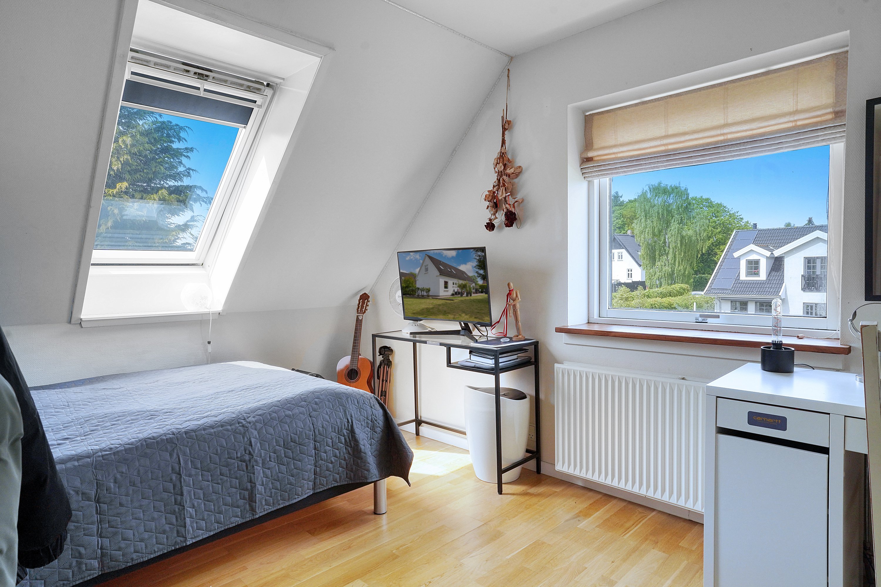 Fremhævet værelse billede i fuldskærmstilstand. Billede af Bregnerød Byvej 15B, 3520 Farum