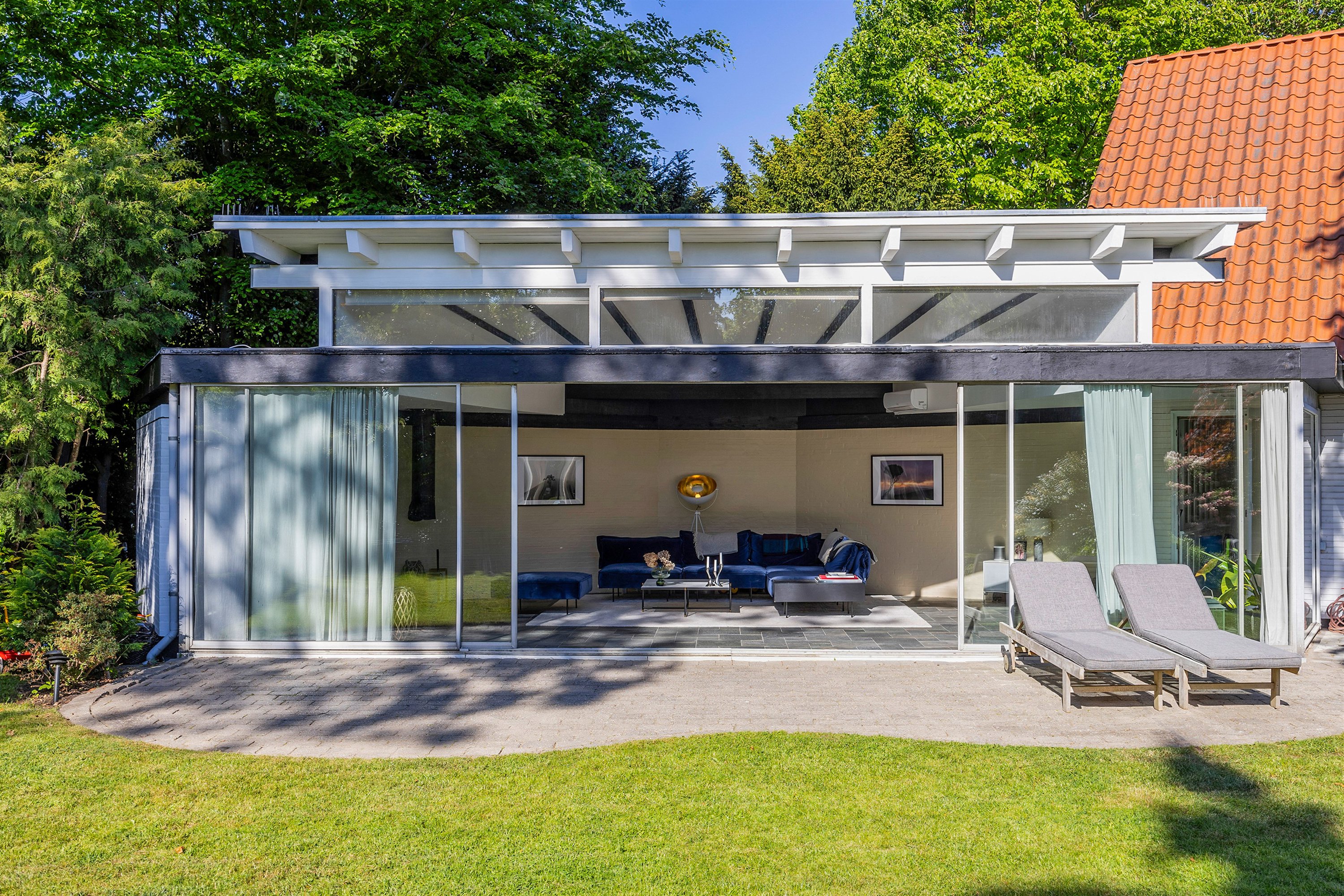 Fremhævet andet billede i fuldskærmstilstand. Billede af Jægersborg Alle 136, 2820 Gentofte