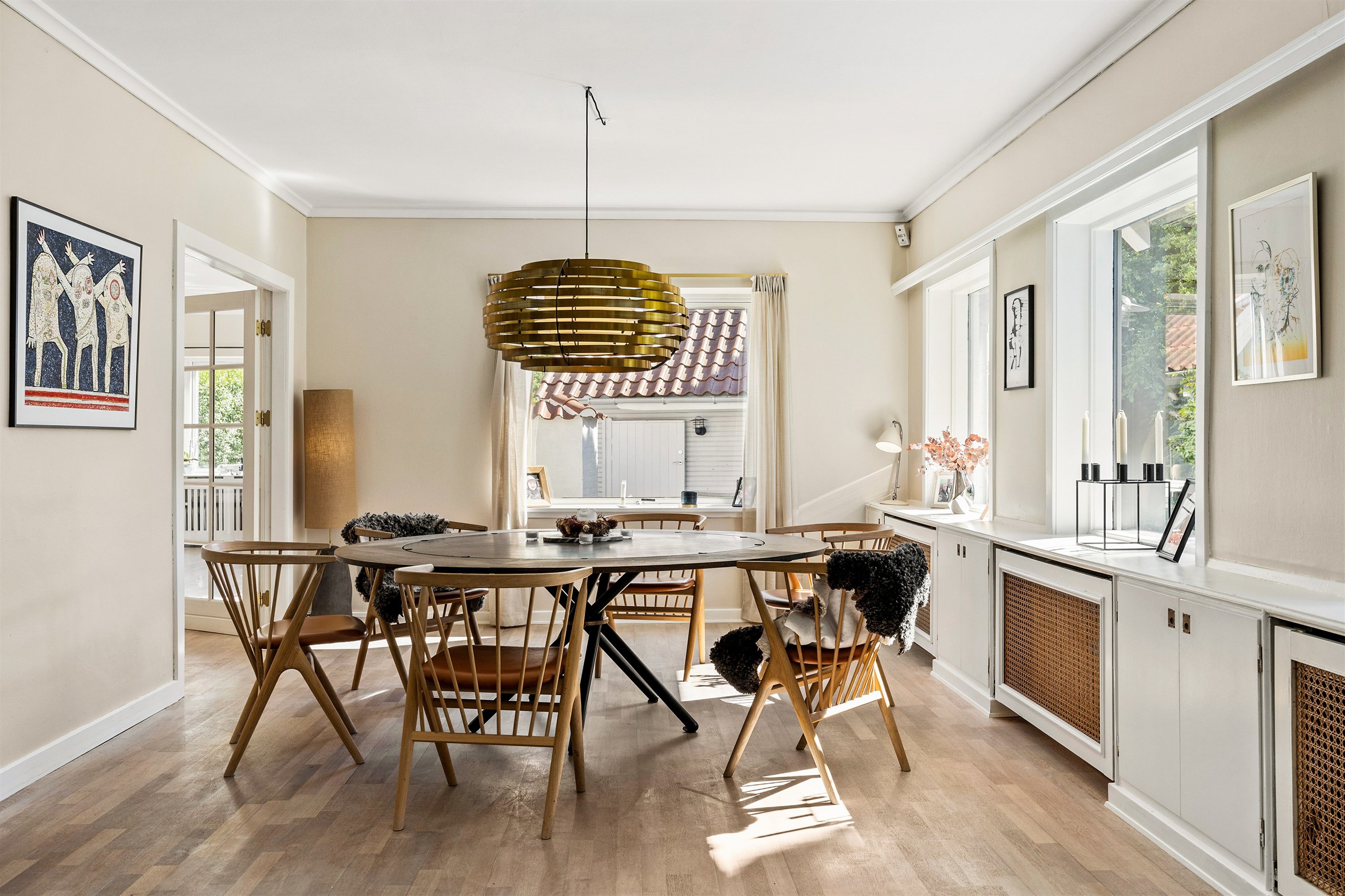 Fremhævet andet billede i fuldskærmstilstand. Billede af Jægersborg Alle 136, 2820 Gentofte