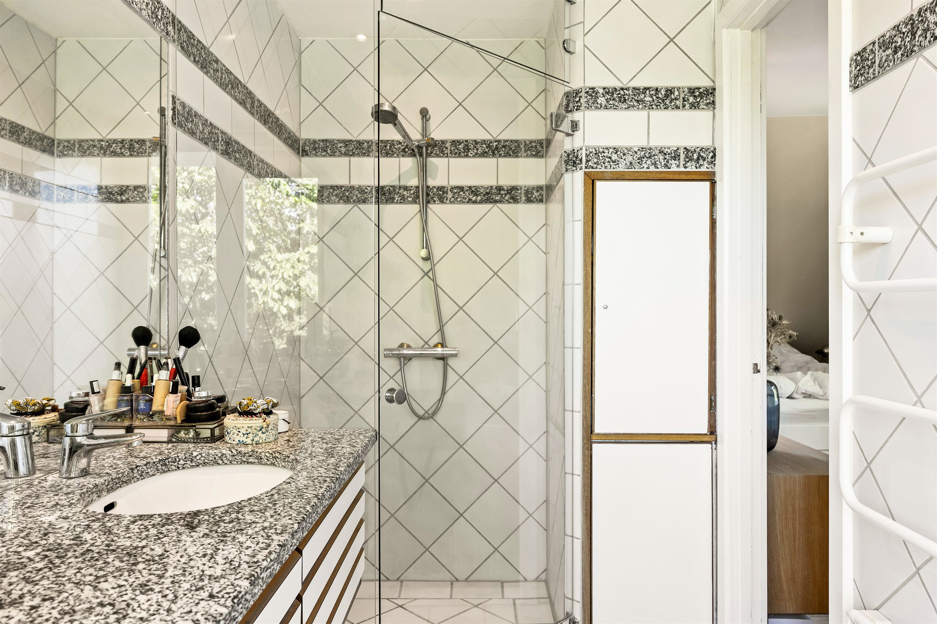 Fremhævet andet billede i fuldskærmstilstand. Billede af Jægersborg Alle 136, 2820 Gentofte