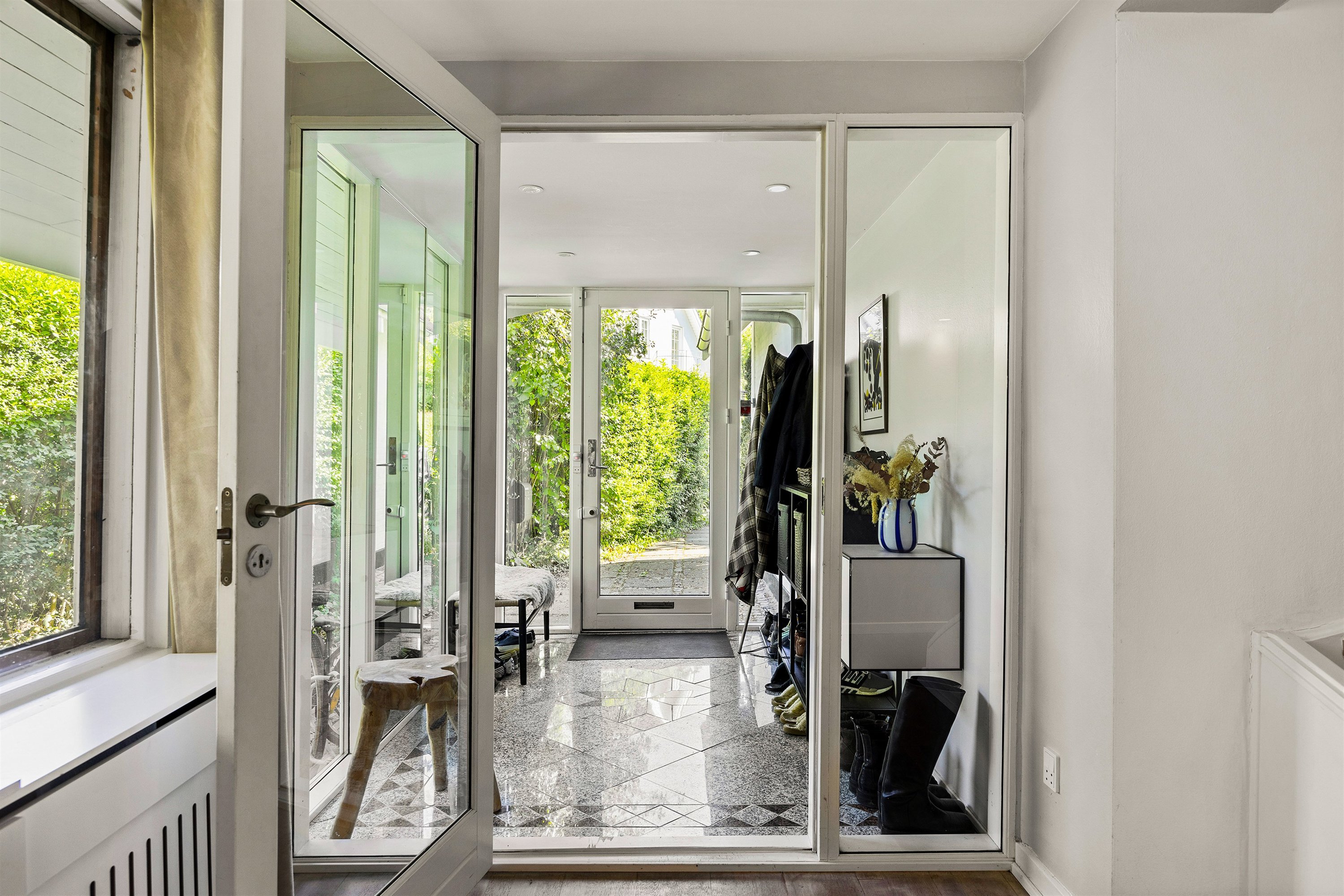 Fremhævet andet billede i fuldskærmstilstand. Billede af Jægersborg Alle 136, 2820 Gentofte