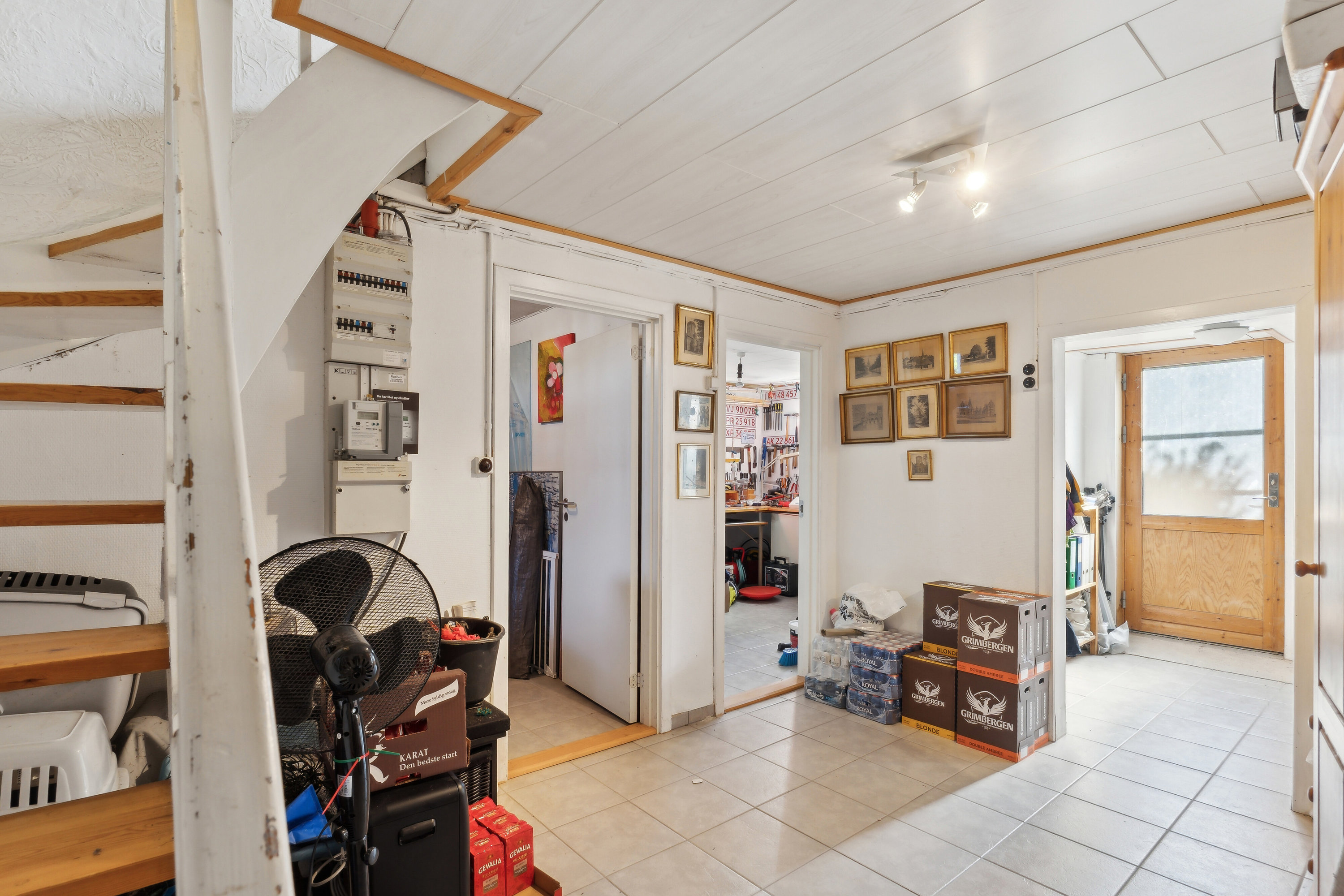 Fremhævet gang billede i fuldskærmstilstand. Billede af Kostenborgvej 23, 2650 Hvidovre