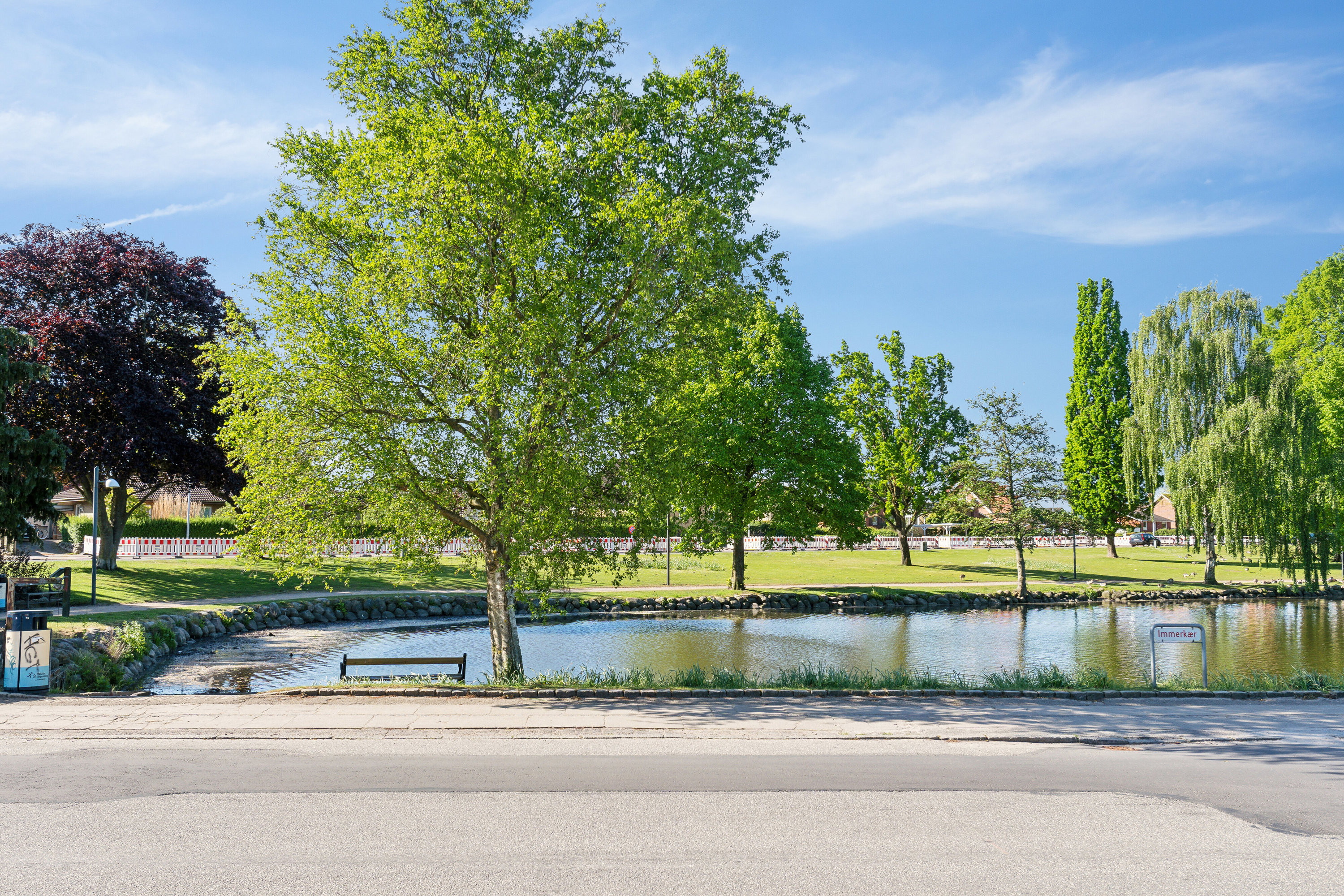 Fremhævet udendørs billede i fuldskærmstilstand. Billede af Kostenborgvej 23, 2650 Hvidovre