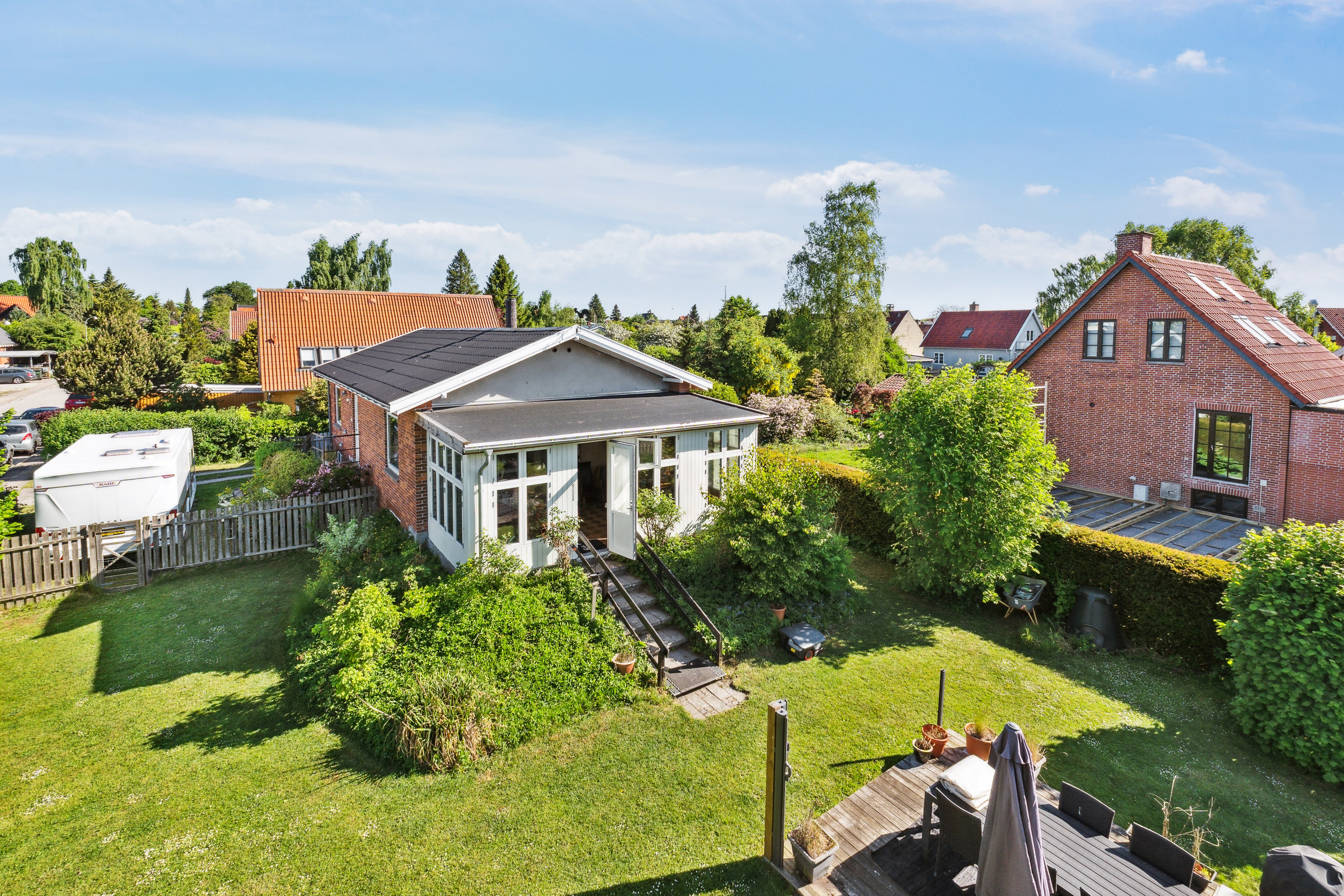 Fremhævet set fra haven billede i fuldskærmstilstand. Billede af Kostenborgvej 23, 2650 Hvidovre
