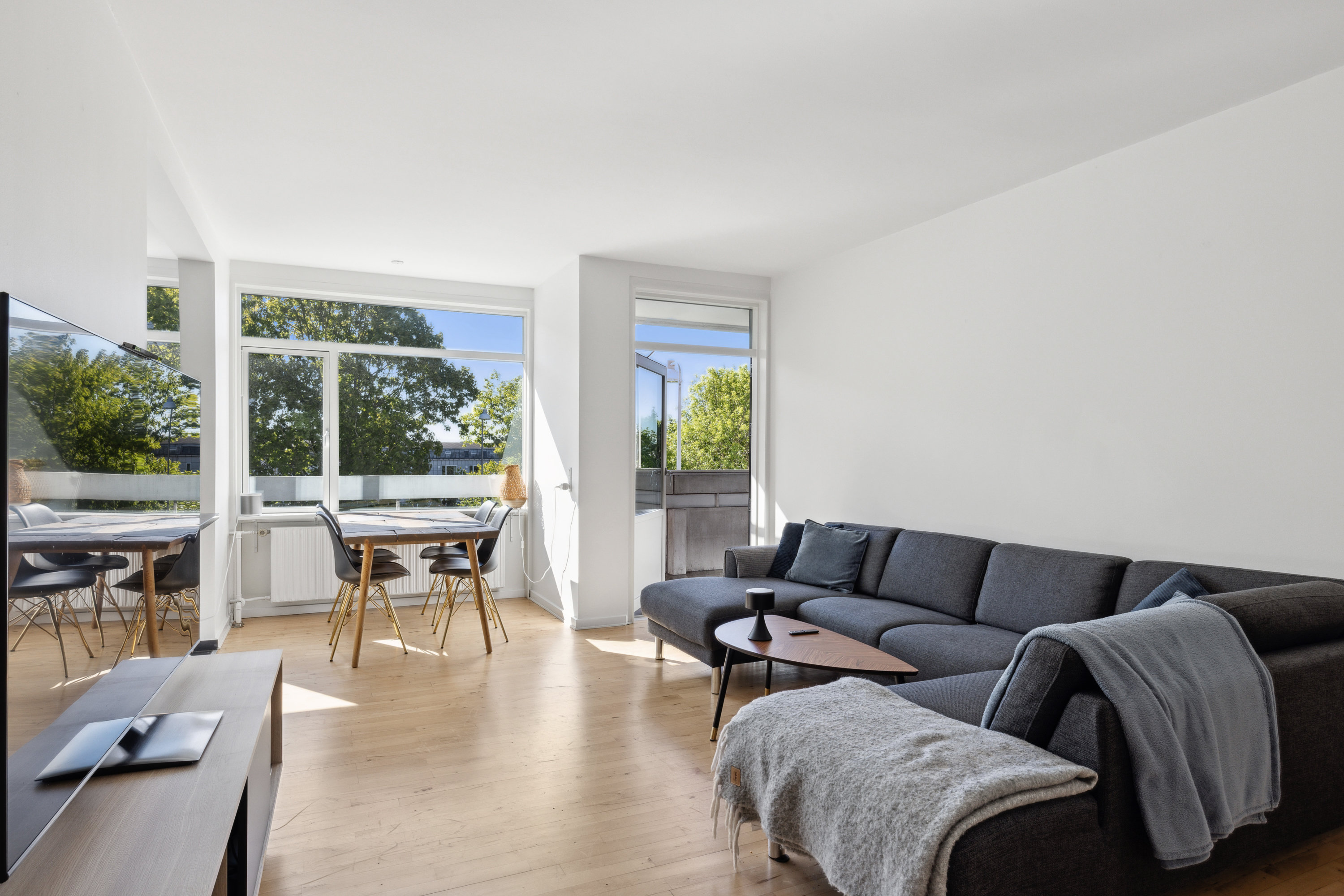 Fremhævet stue billede i fuldskærmstilstand. Billede af Ll. Sct. Mikkels Gade 7, 2. th., 8800 Viborg