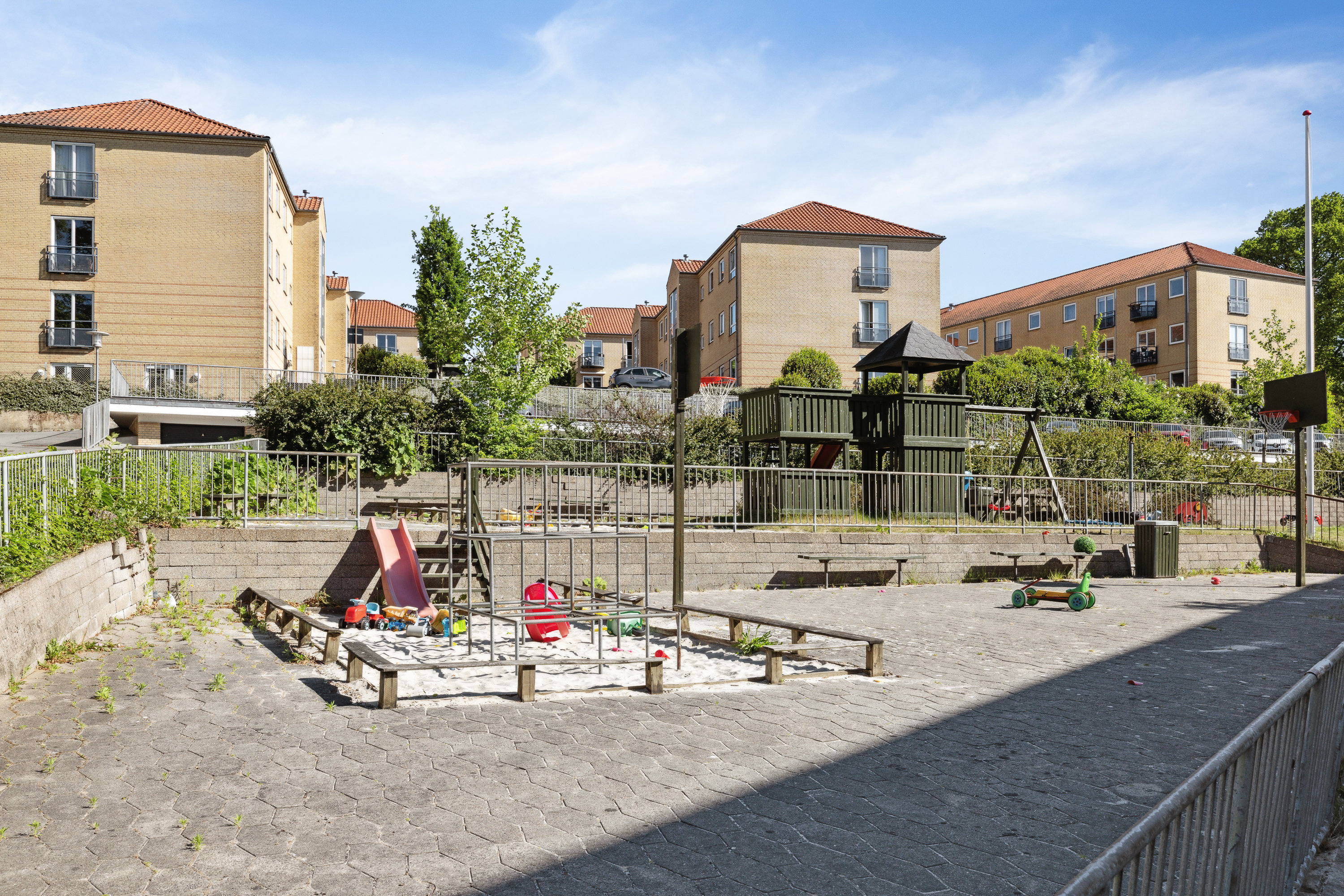 Fremhævet omgivelser billede i fuldskærmstilstand. Billede af Ll. Sct. Mikkels Gade 7, 2. th., 8800 Viborg