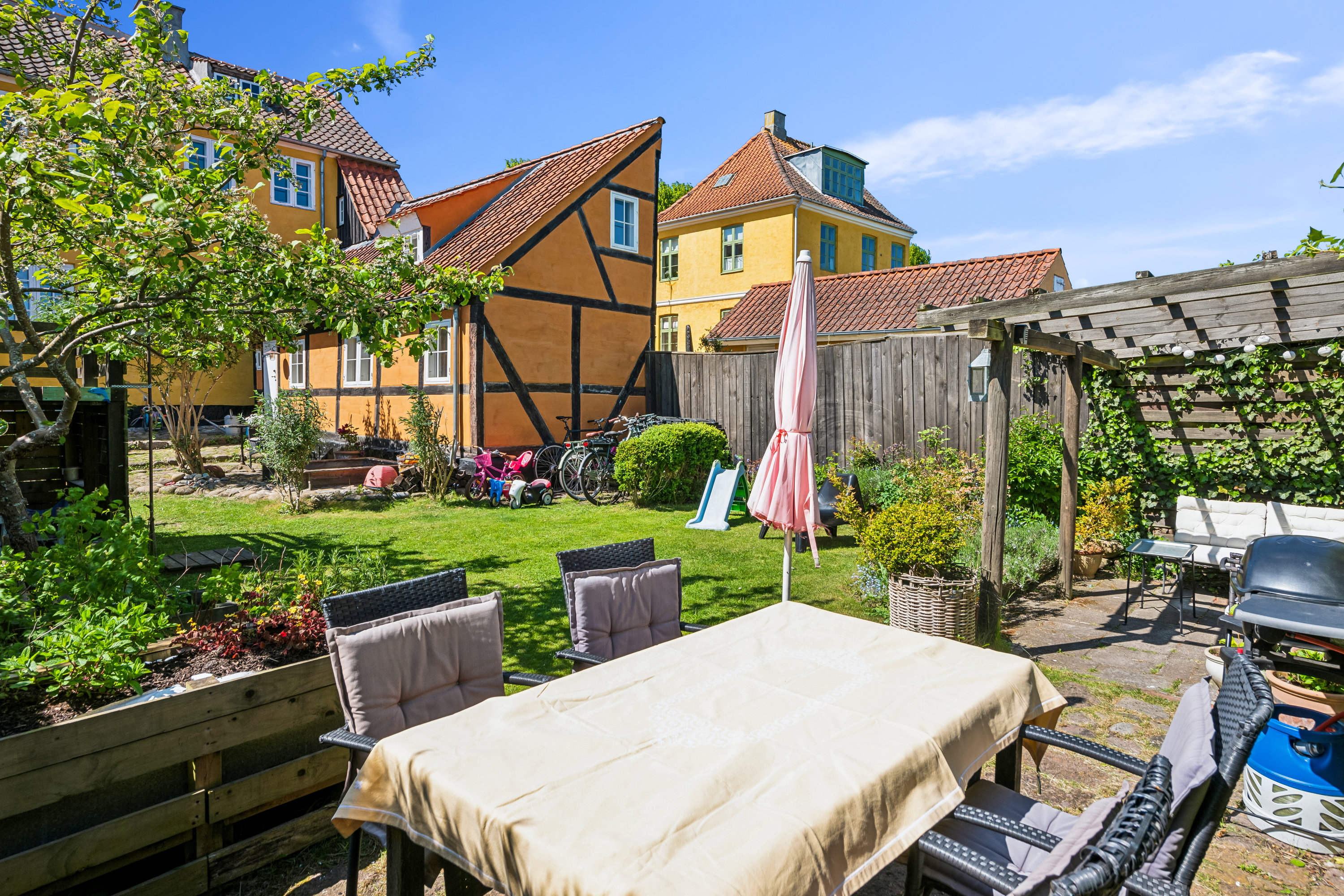 Fremhævet terrasse billede i fuldskærmstilstand. Billede af Lappen 18, 3000 Helsingør