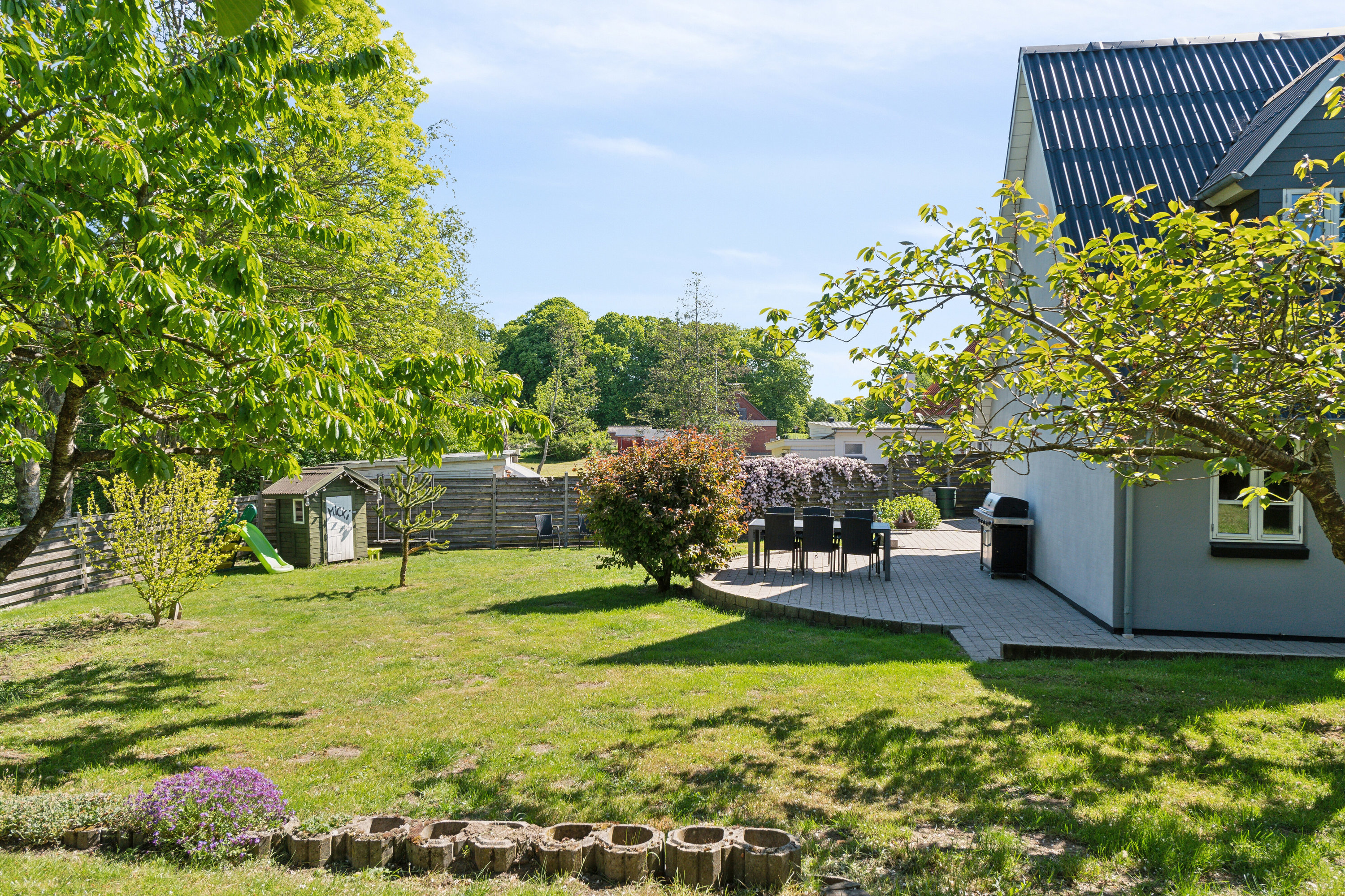 Fremhævet set fra haven billede i fuldskærmstilstand. Billede af Assensvej 133, Nybølle, 5750 Ringe