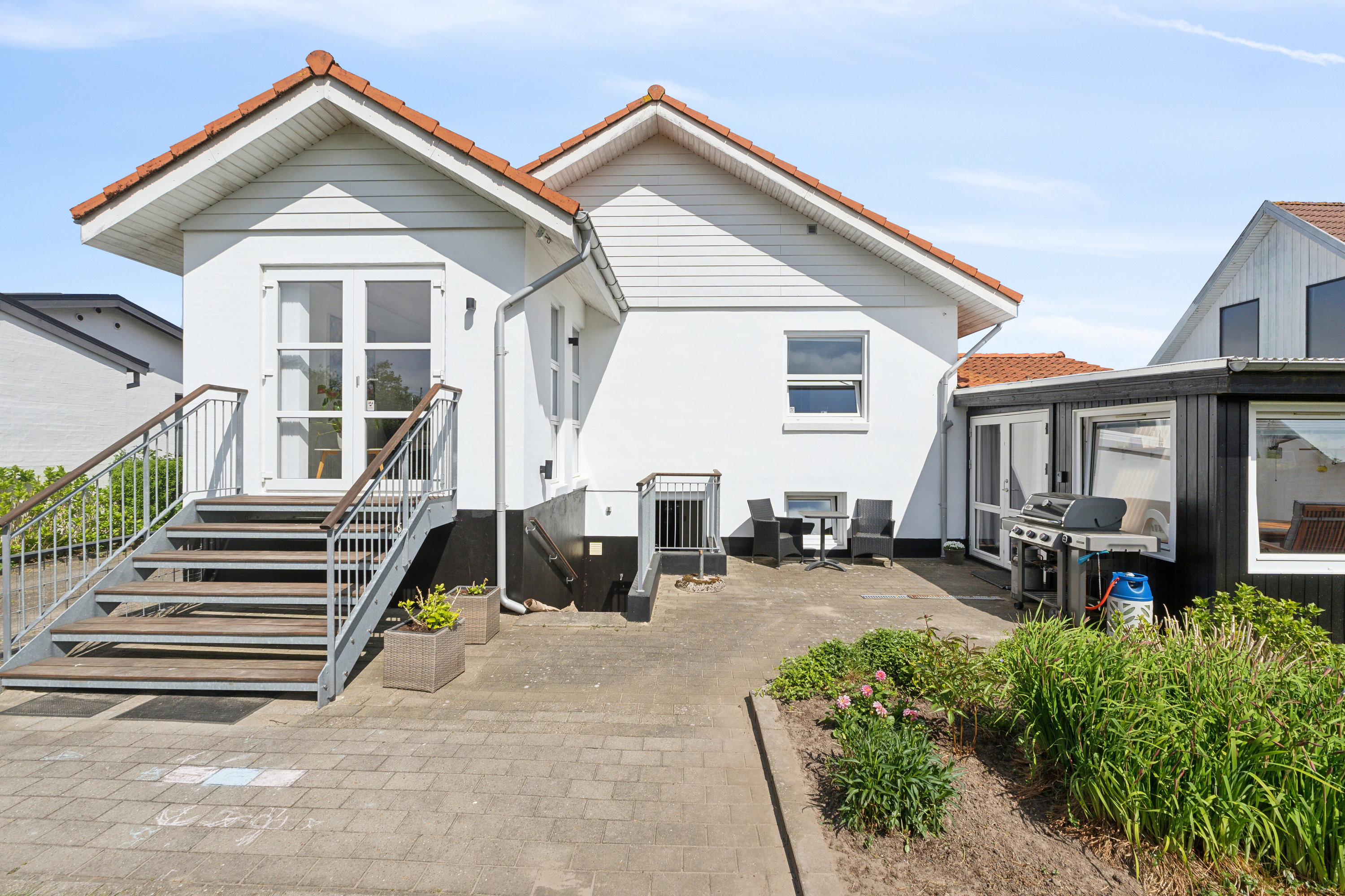 Fremhævet set fra haven billede i fuldskærmstilstand. Billede af Østre Alle 70, 9800 Hjørring